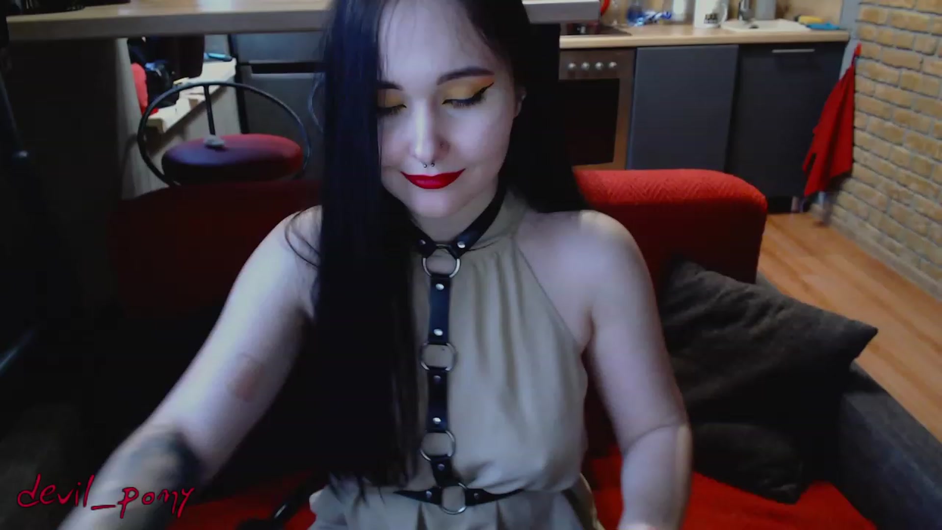 Gallery image thumbnail from Devil_pony's myfreecams stream on, 02/18/2023, 14:24 image 6 of 20