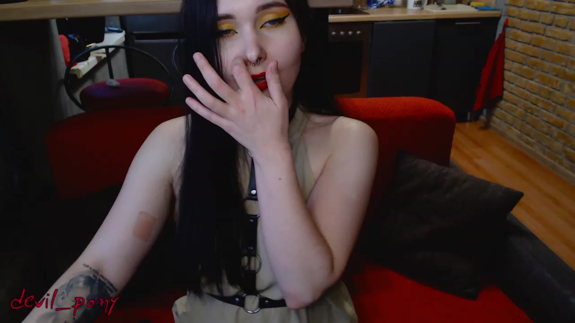 Gallery image thumbnail from Devil_pony's myfreecams stream on, 02/18/2023, 14:24 image 12 of 20
