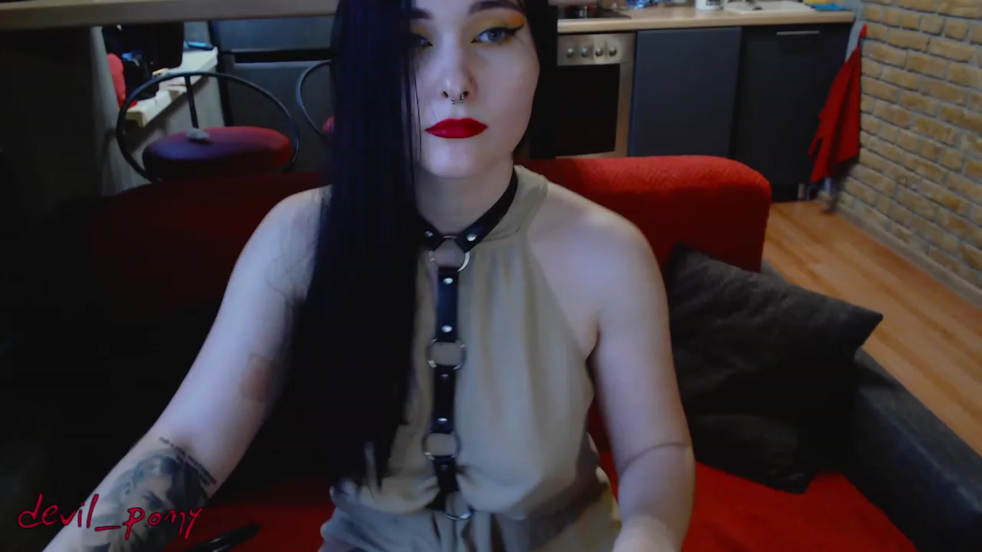 Gallery image thumbnail from Devil_pony's myfreecams stream on, 02/18/2023, 14:24 image 9 of 20