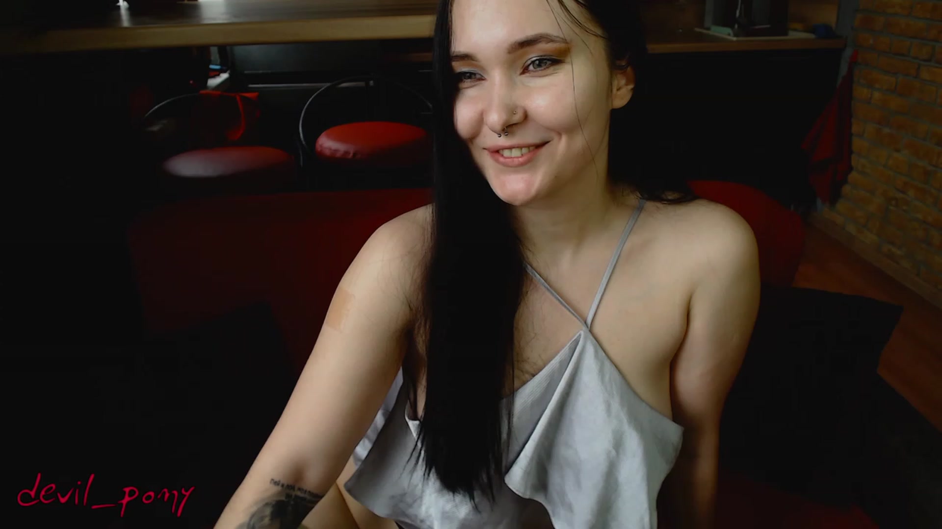 Gallery image thumbnail from Devil_pony's myfreecams stream on, 02/23/2023, 12:28 image 3 of 20