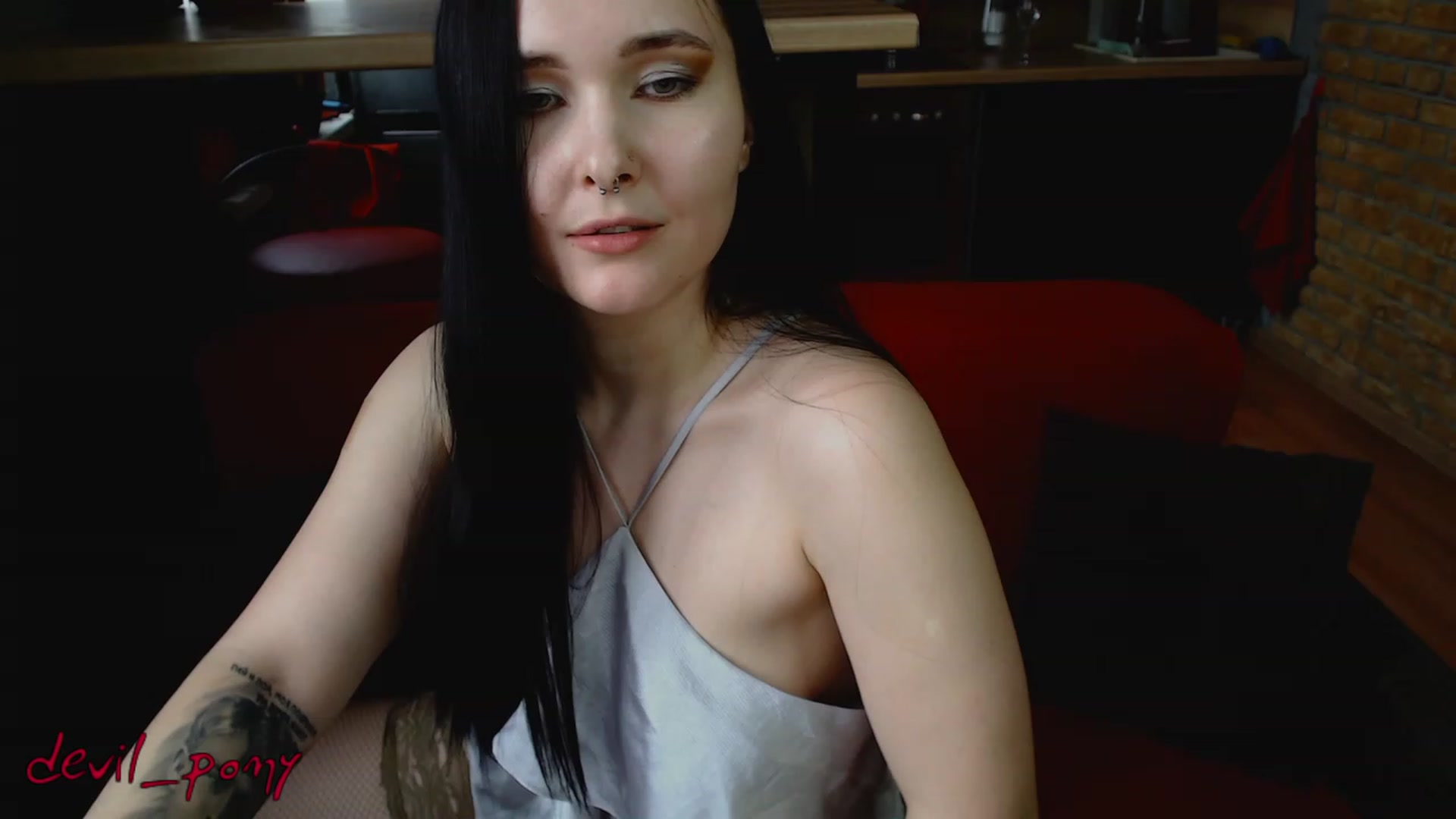 Gallery image thumbnail from Devil_pony's myfreecams stream on, 02/23/2023, 12:28 image 16 of 20