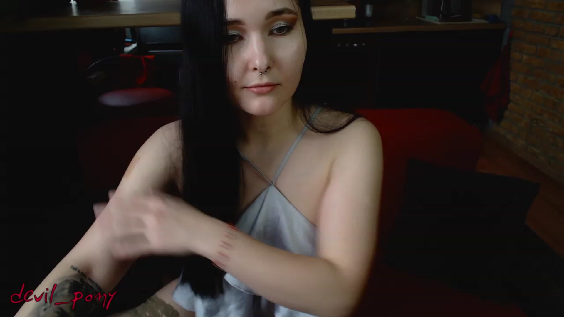 Gallery image thumbnail from Devil_pony's myfreecams stream on, 02/23/2023, 12:28 image 9 of 20