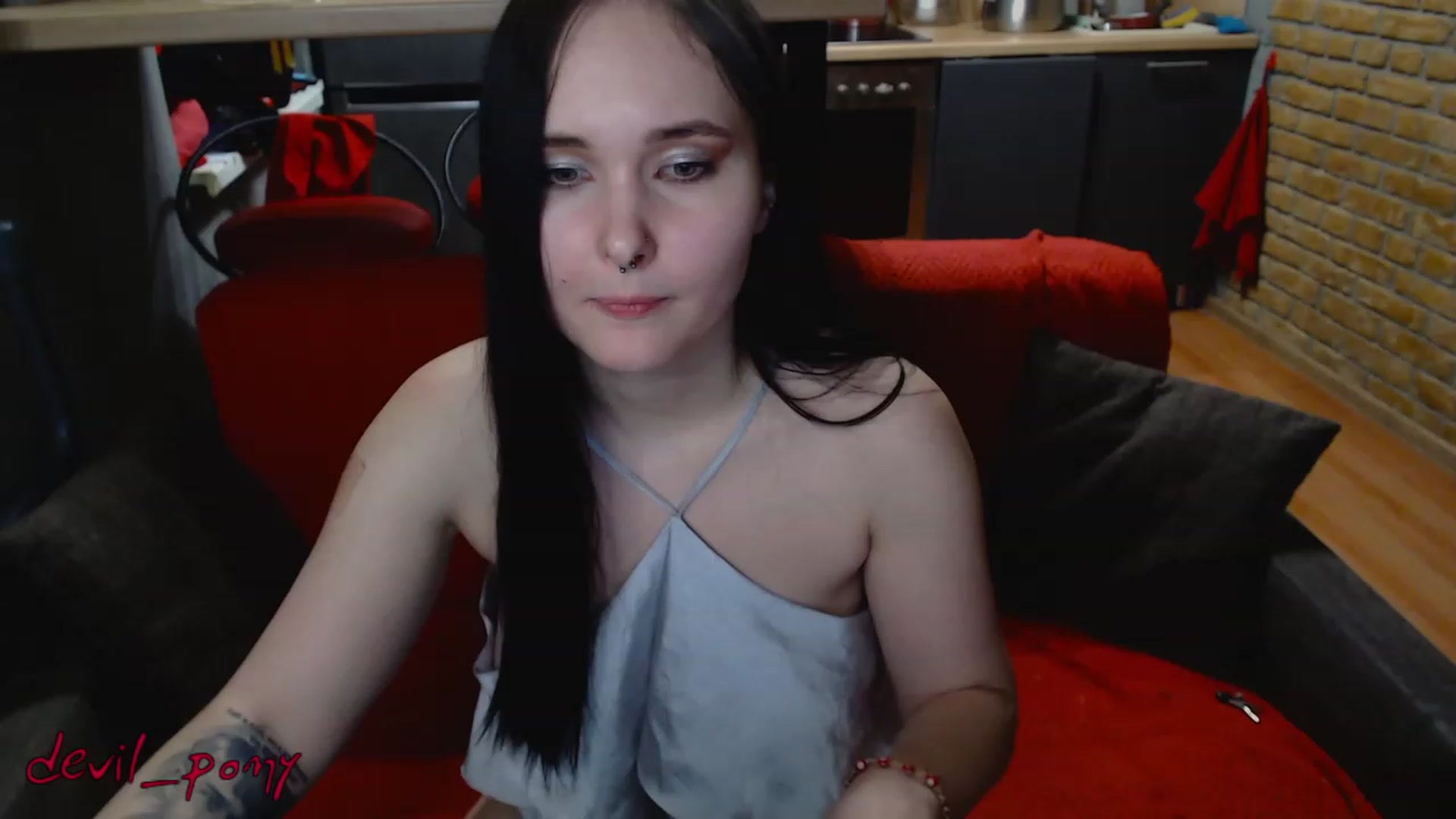 Gallery image thumbnail from Devil_pony's myfreecams stream on, 02/23/2023, 16:00 image 19 of 20