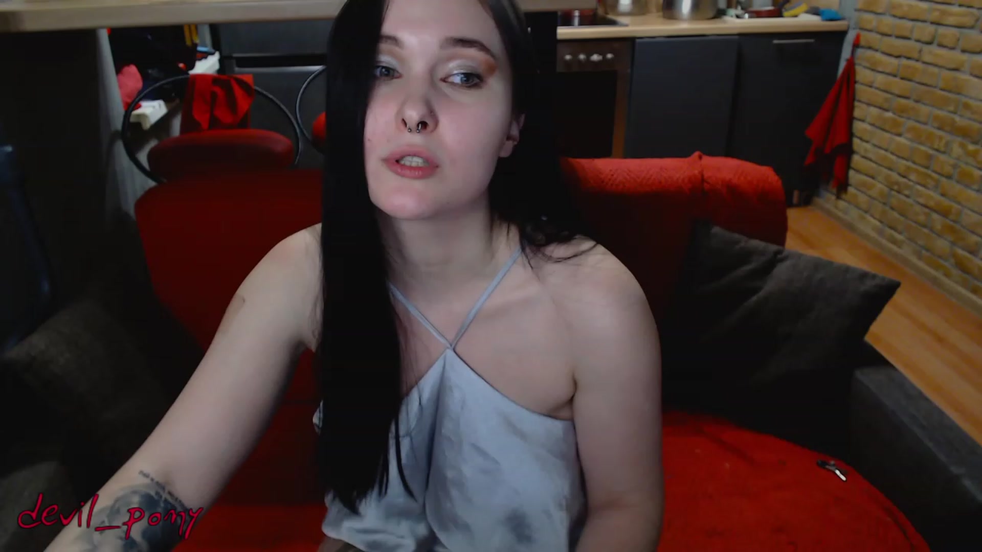 Gallery image thumbnail from Devil_pony's myfreecams stream on, 02/23/2023, 16:00 image 10 of 20
