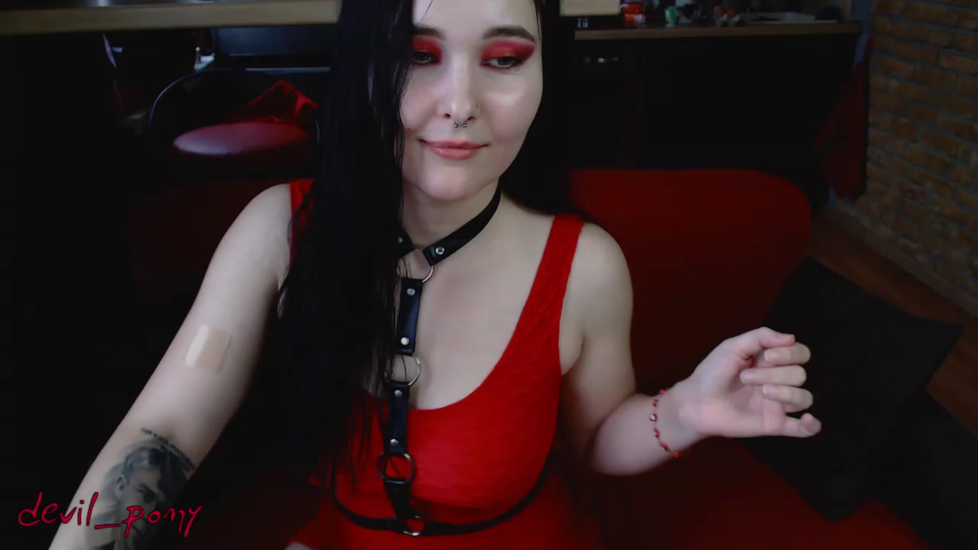 Gallery image thumbnail from Devil_pony's myfreecams stream on, 02/25/2023, 13:40 image 11 of 20