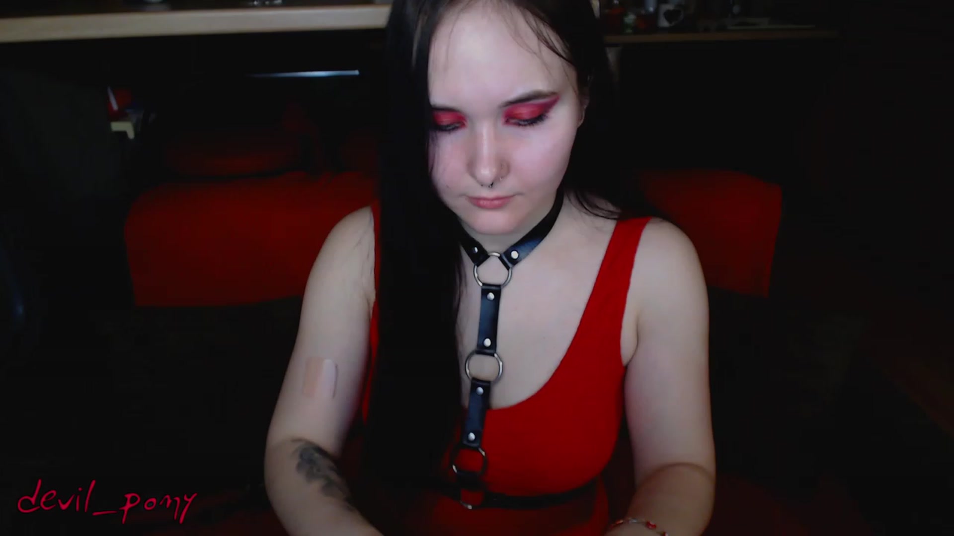Gallery image thumbnail from Devil_pony's myfreecams stream on, 02/25/2023, 18:52 image 6 of 20