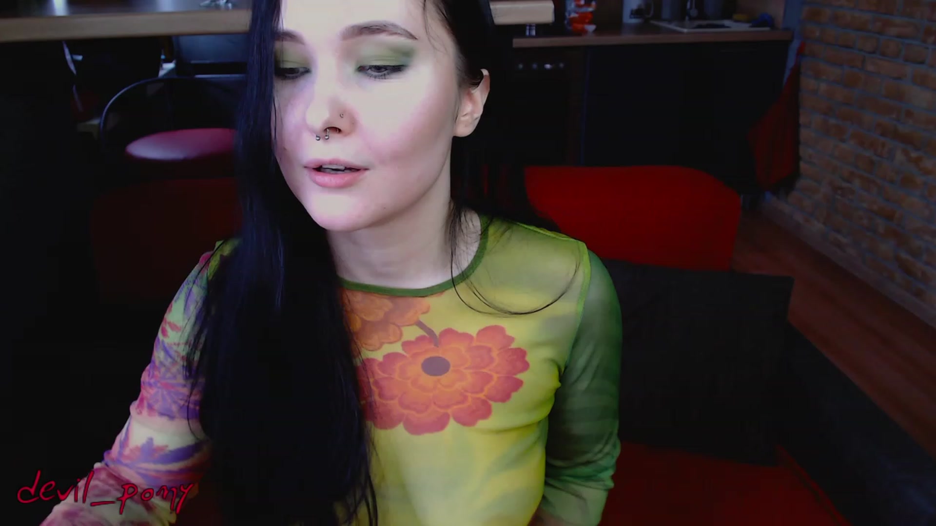 Gallery image thumbnail from Devil_pony's myfreecams stream on, 02/26/2023, 13:56 image 13 of 20