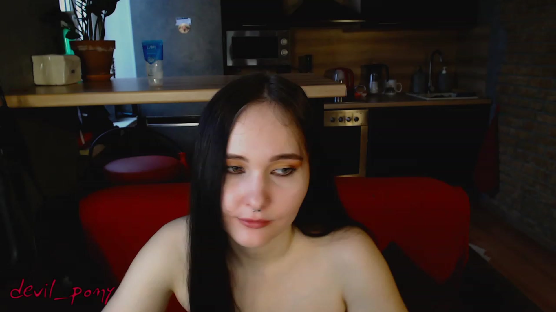 Gallery image thumbnail from Devil_pony's myfreecams stream on, 02/27/2023, 14:57 image 19 of 20