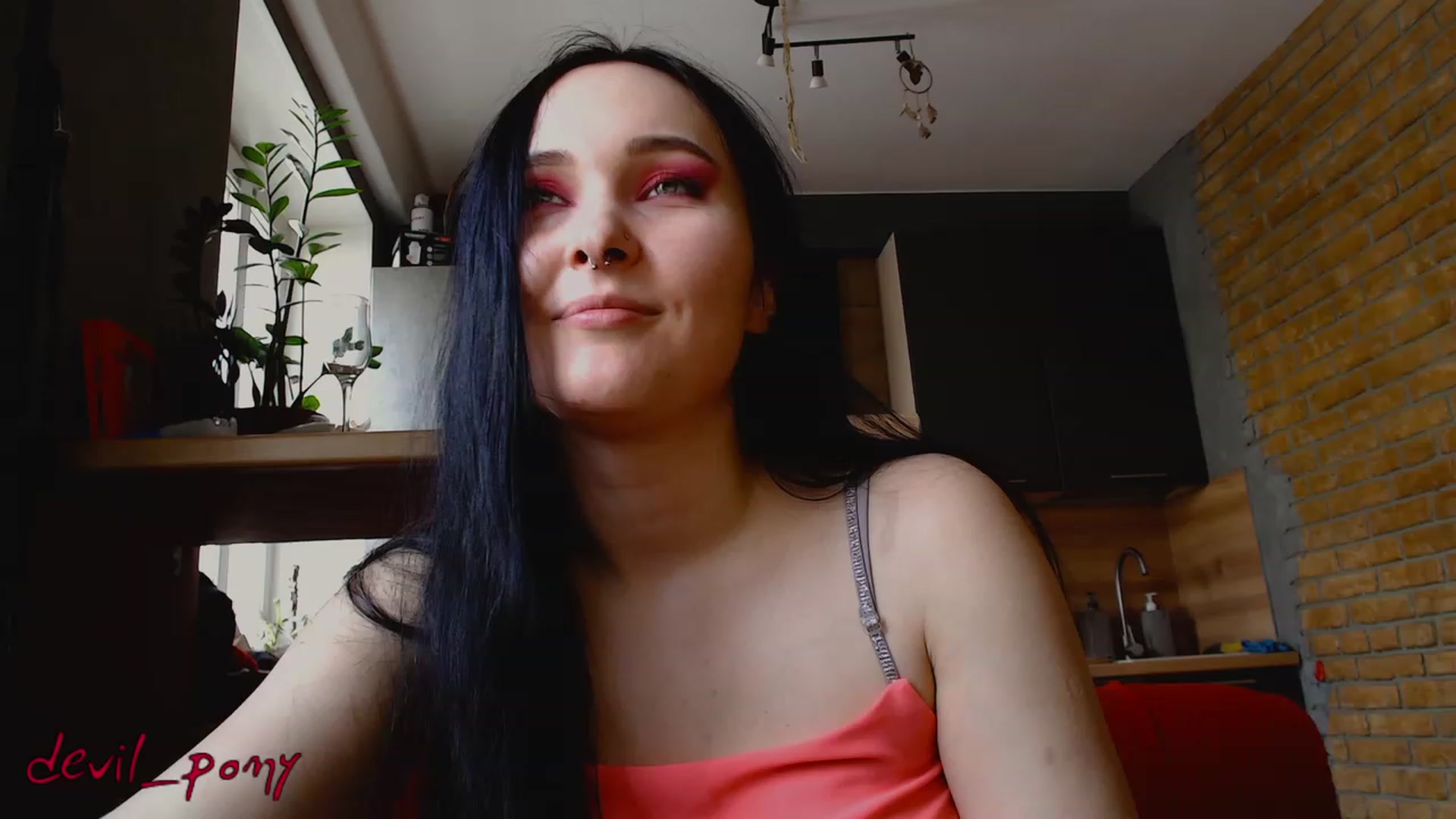 Gallery image thumbnail from Devil_pony's myfreecams stream on, 03/04/2023, 13:38 image 7 of 20