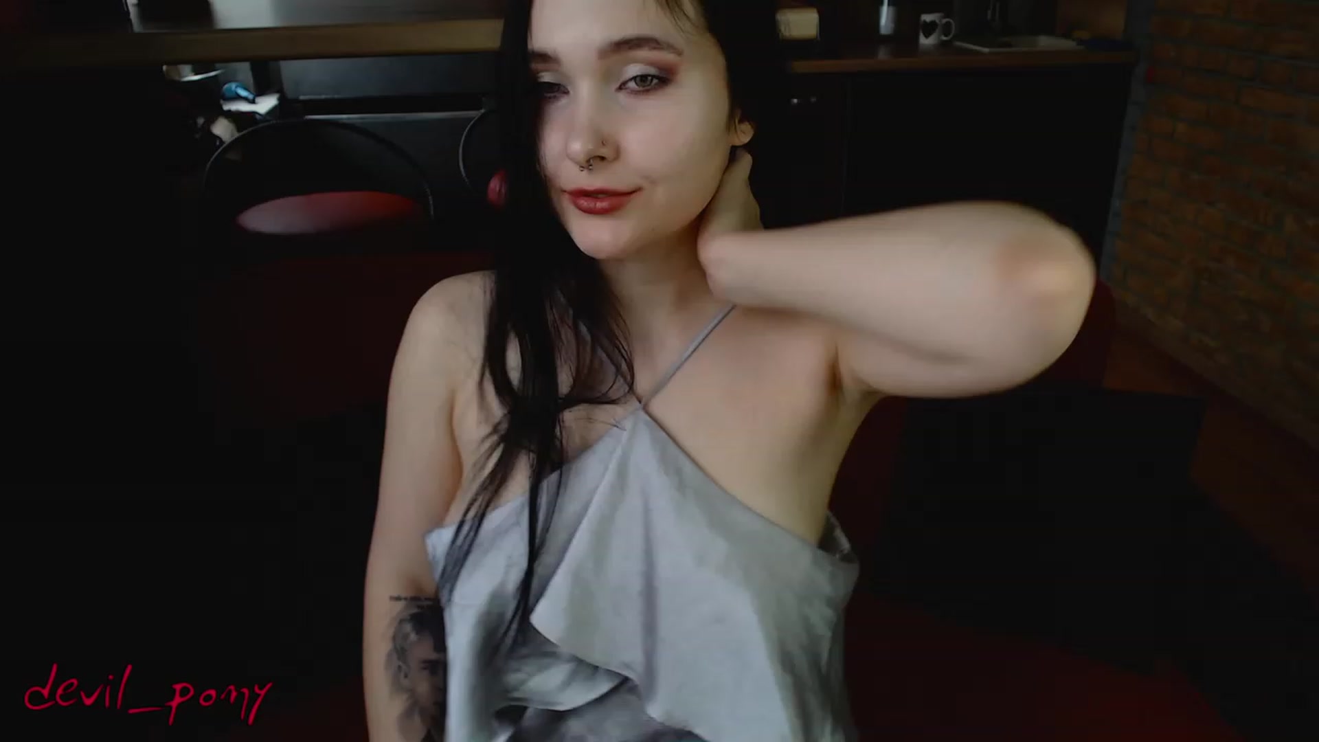 Gallery image thumbnail from Devil_pony's myfreecams stream on, 03/05/2023, 13:04 image 2 of 20
