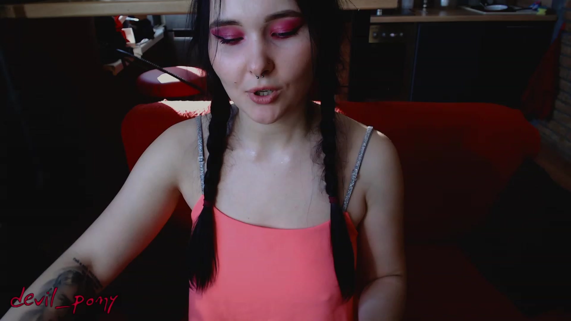 Gallery image thumbnail from Devil_pony's myfreecams stream on, 03/10/2023, 12:09 image 11 of 20