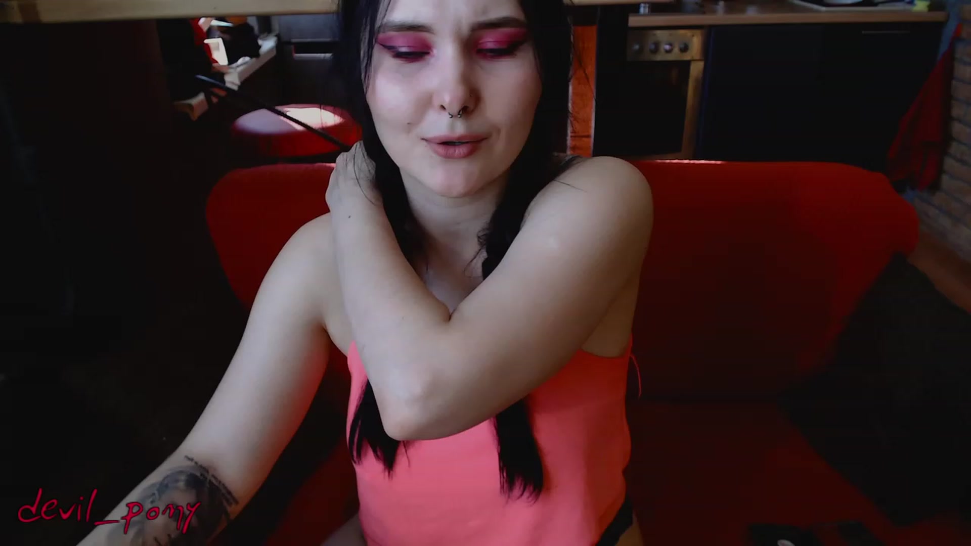 Gallery image thumbnail from Devil_pony's myfreecams stream on, 03/10/2023, 12:09 image 1 of 20