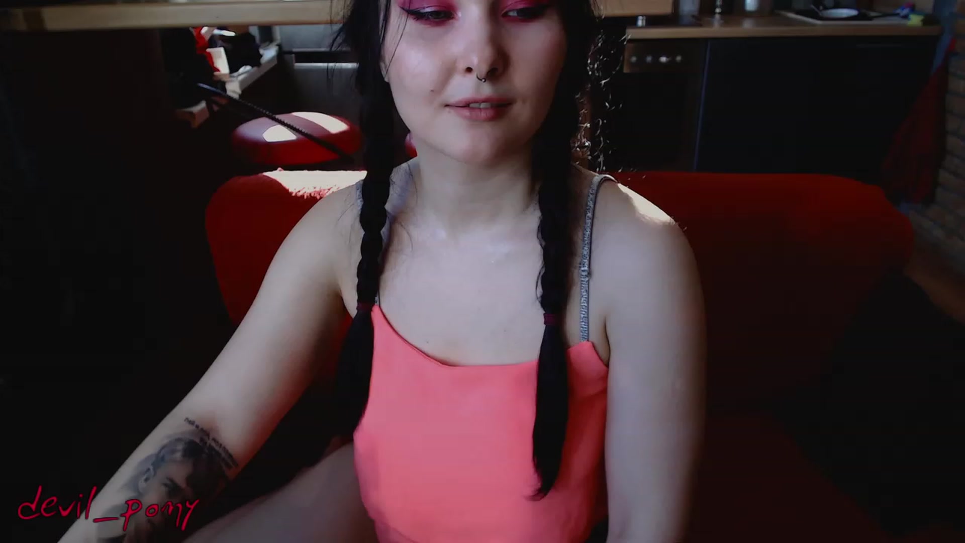 Gallery image thumbnail from Devil_pony's myfreecams stream on, 03/10/2023, 12:09 image 13 of 20