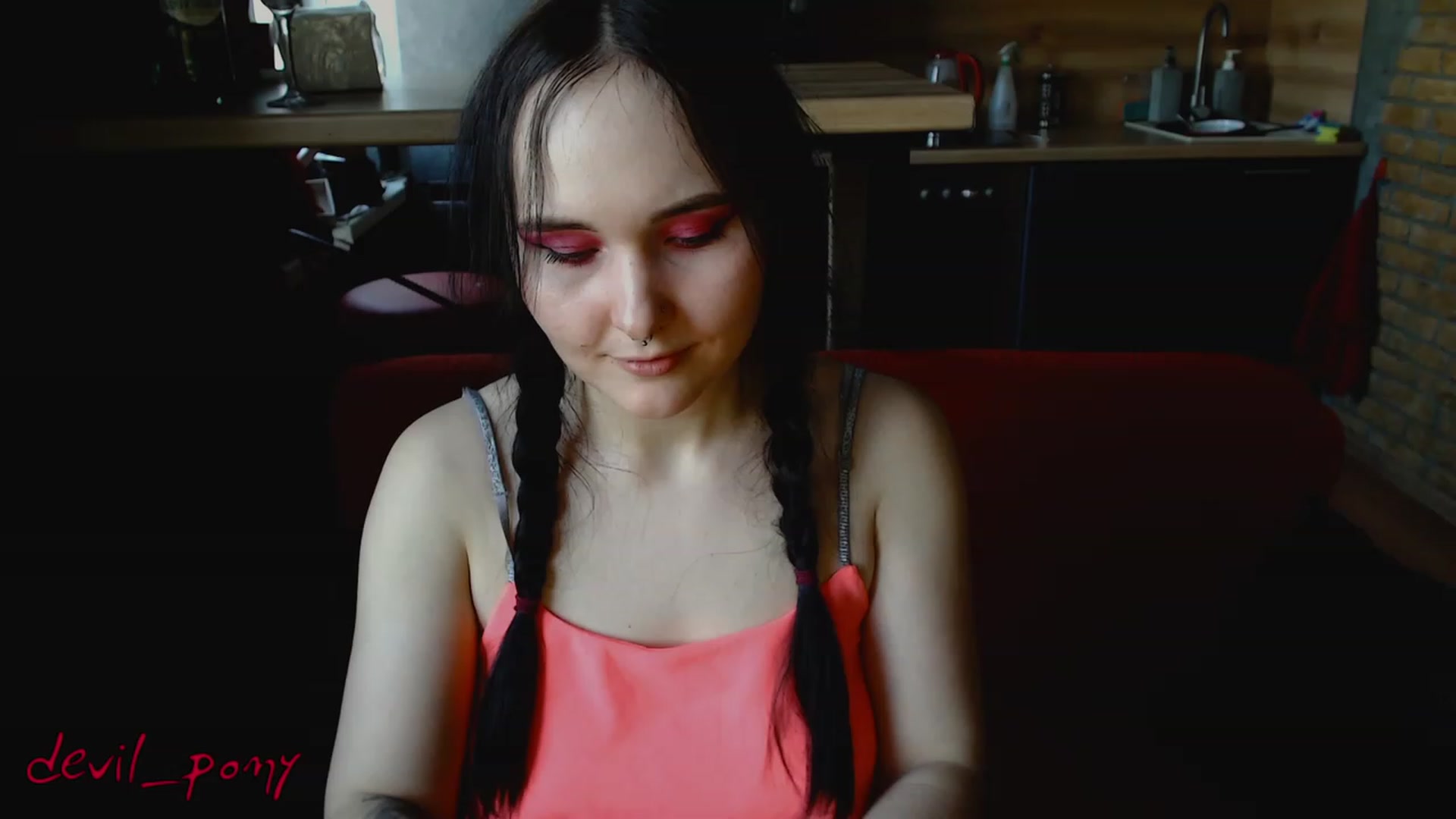Gallery image thumbnail from Devil_pony's myfreecams stream on, 03/10/2023, 14:56 image 6 of 20