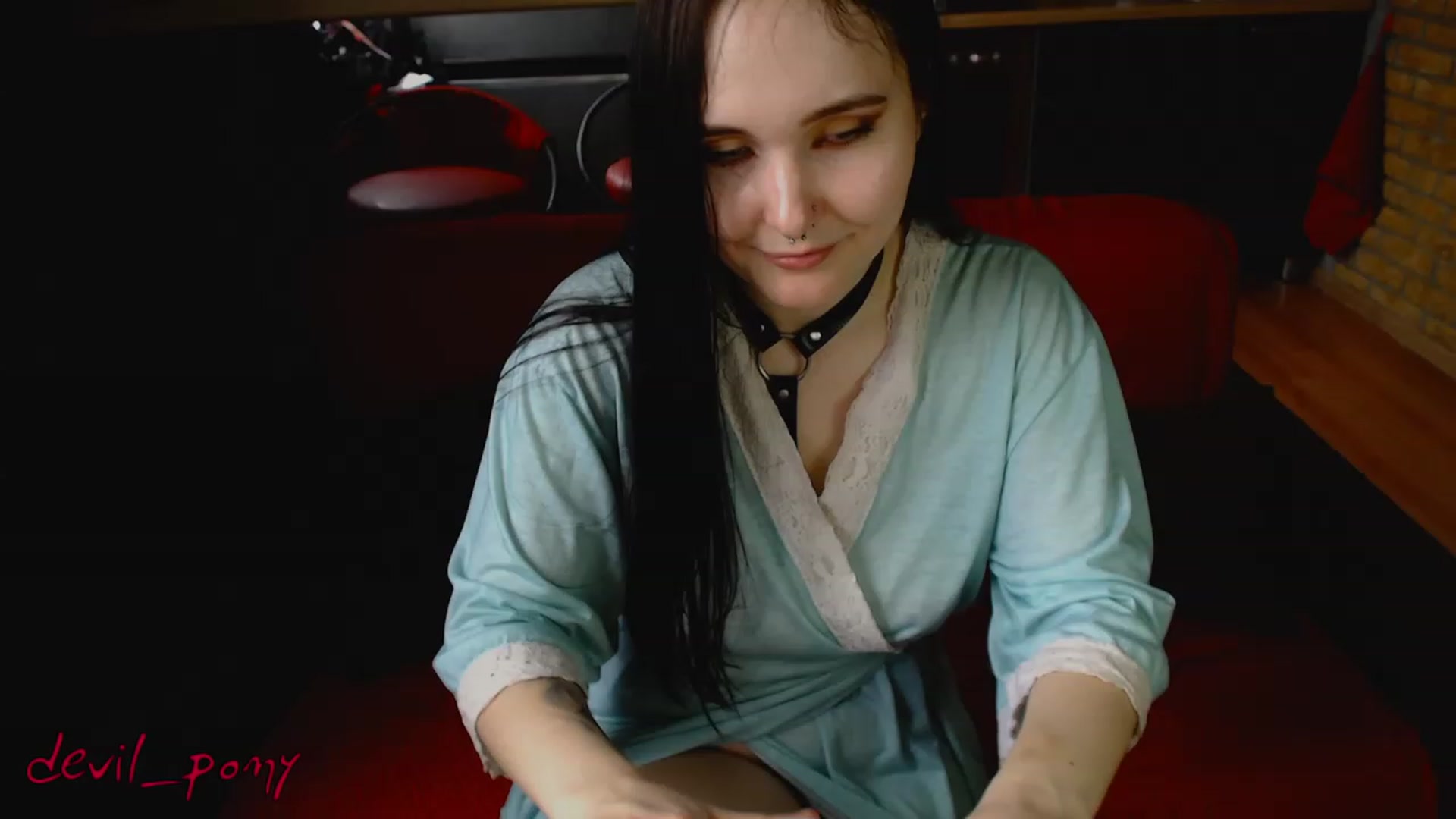 Gallery image thumbnail from Devil_pony's myfreecams stream on, 03/26/2023, 11:31 image 17 of 20