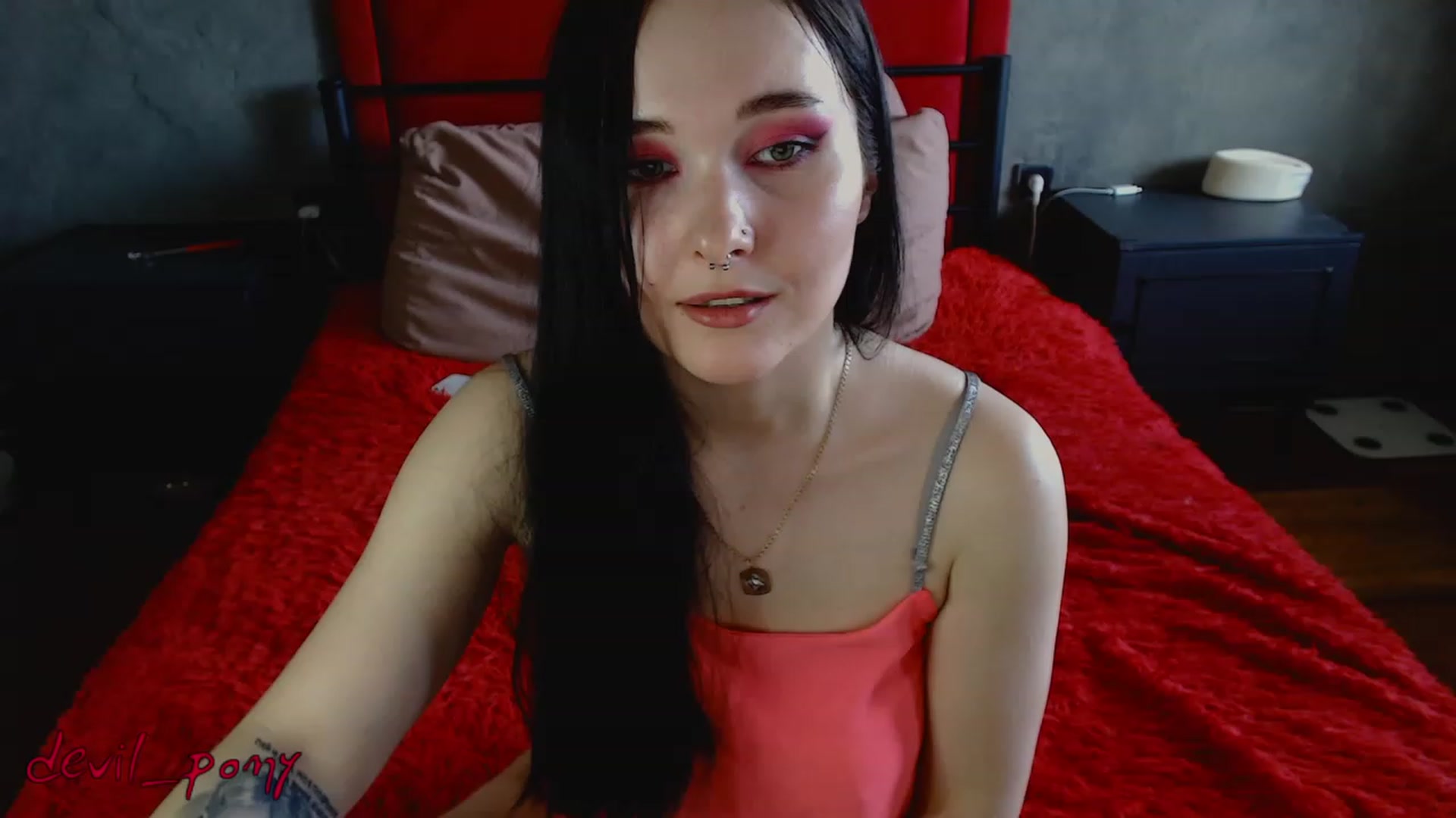 Gallery image thumbnail from Devil_pony's myfreecams stream on, 04/07/2023, 12:46 image 9 of 20