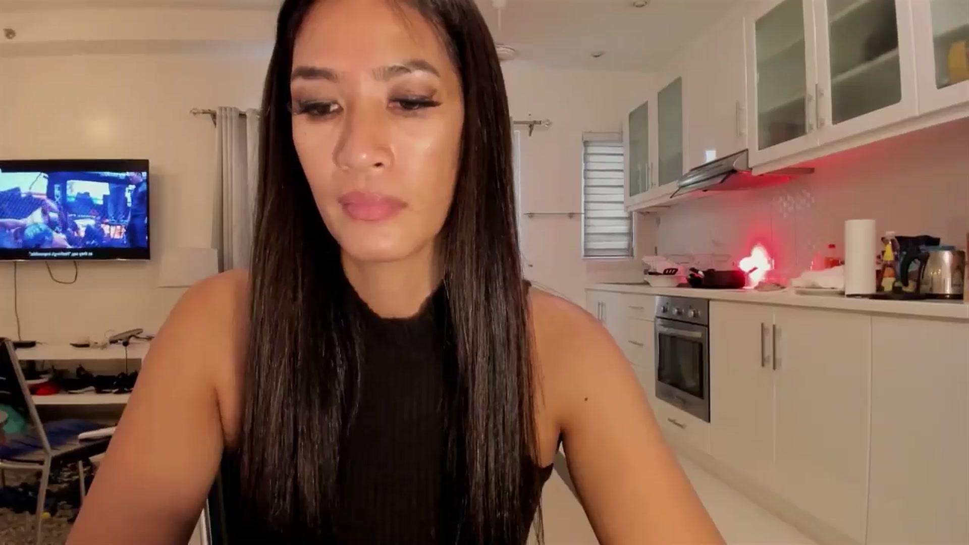 Gallery image thumbnail from DevilteaserXX's myfreecams stream on, 07/19/2024, 05:43 image 9 of 20