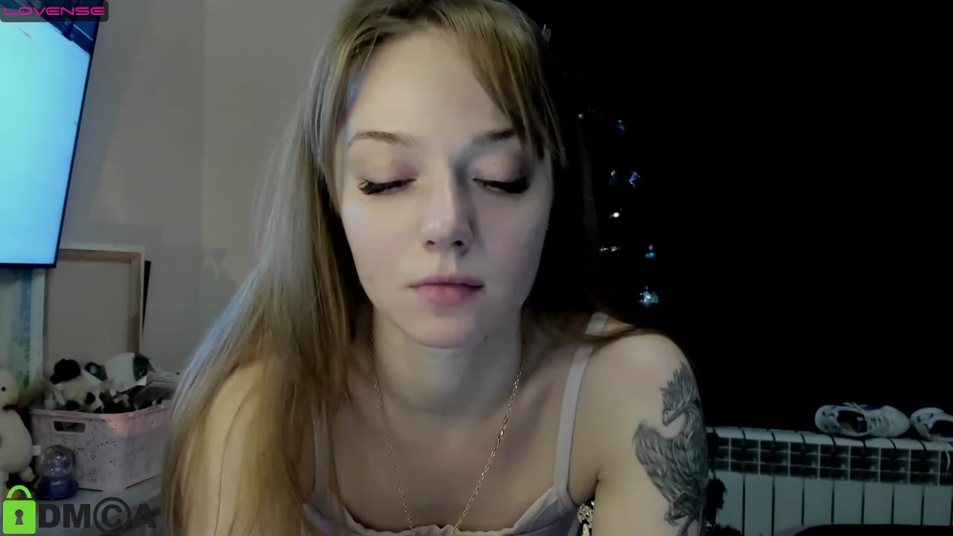 Gallery image thumbnail from DeviousGame's myfreecams stream on, 12/02/2022, 15:32 image 13 of 20