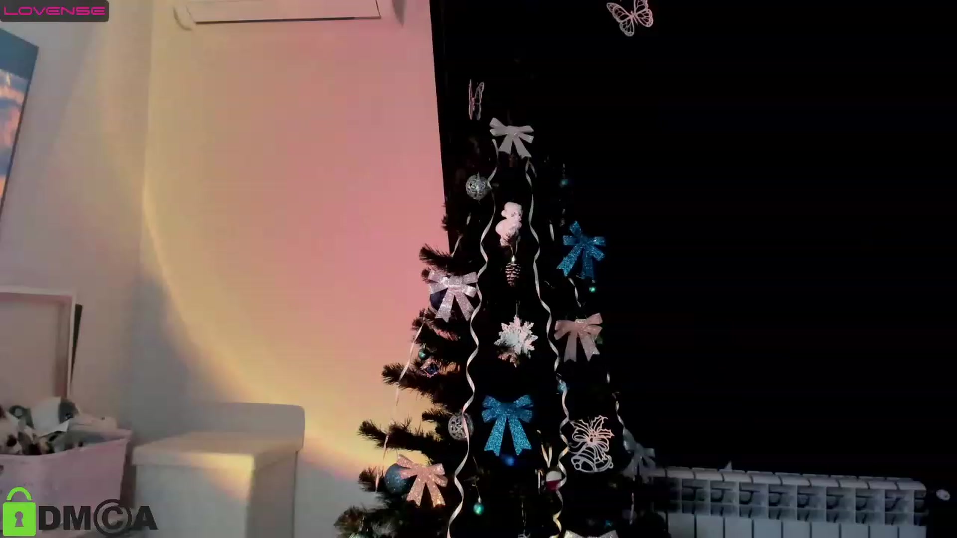Gallery image thumbnail from DeviousGame's myfreecams stream on, 12/03/2022, 18:01 image 6 of 20