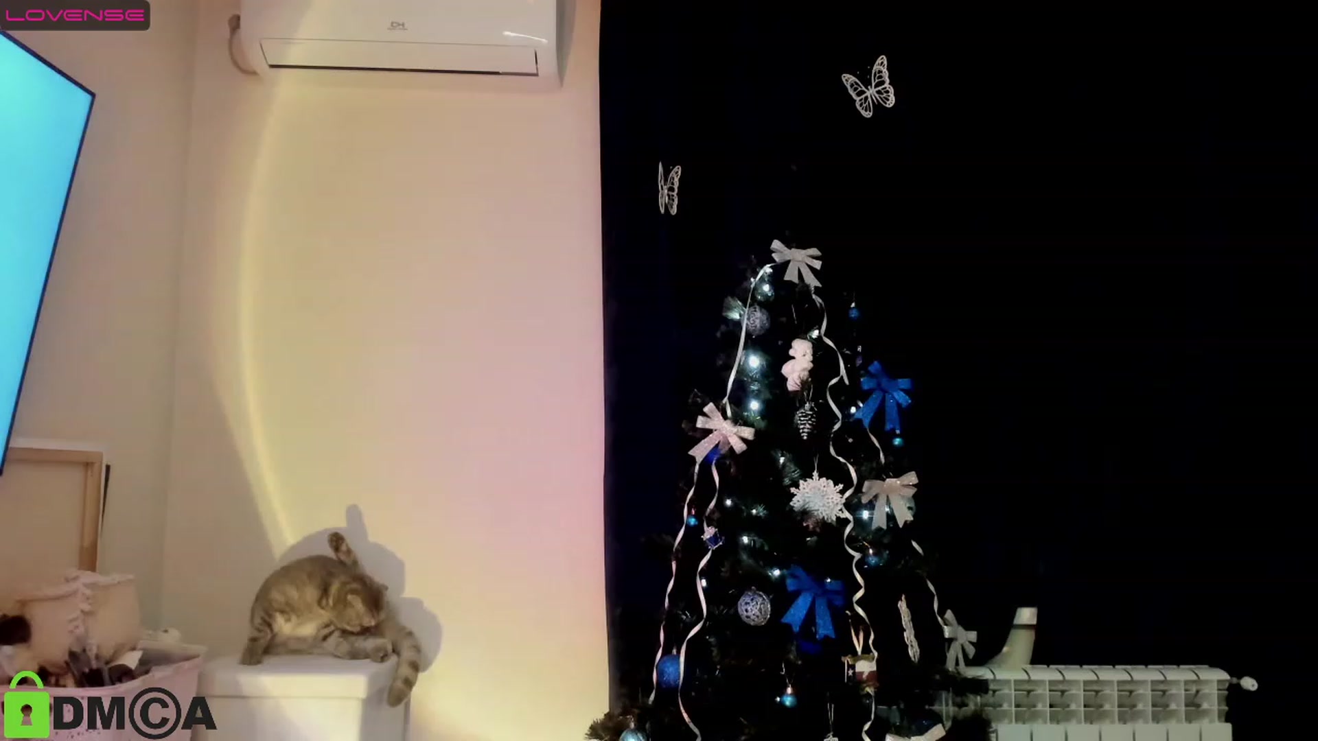 Gallery image thumbnail from DeviousGame's myfreecams stream on, 12/05/2022, 15:56 image 7 of 20