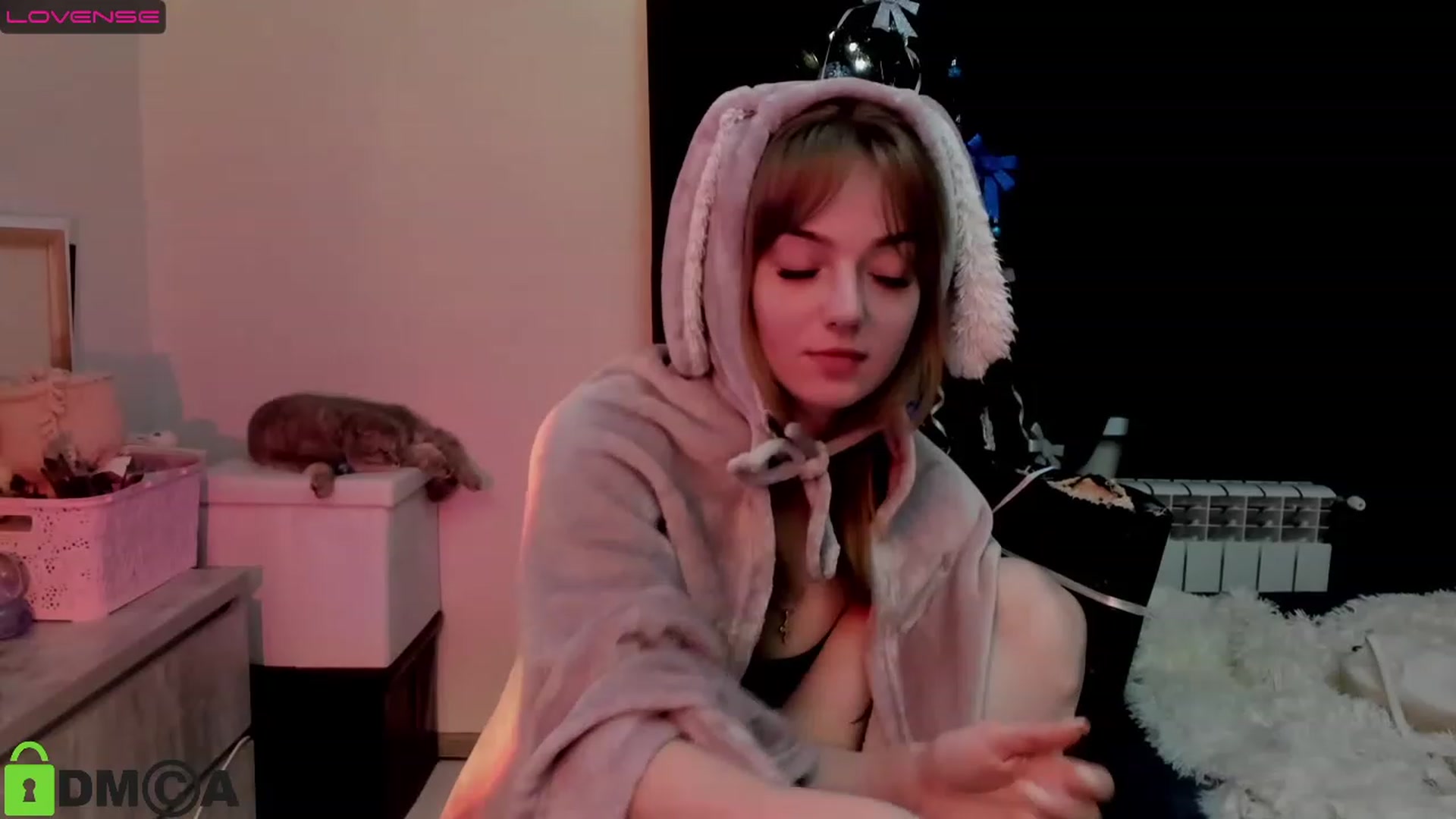 Gallery image thumbnail from DeviousGame's myfreecams stream on, 12/05/2022, 15:56 image 20 of 20