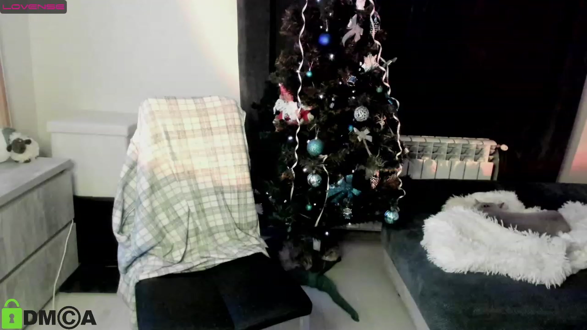 Gallery image thumbnail from DeviousGame's myfreecams stream on, 12/08/2022, 15:47 image 19 of 20