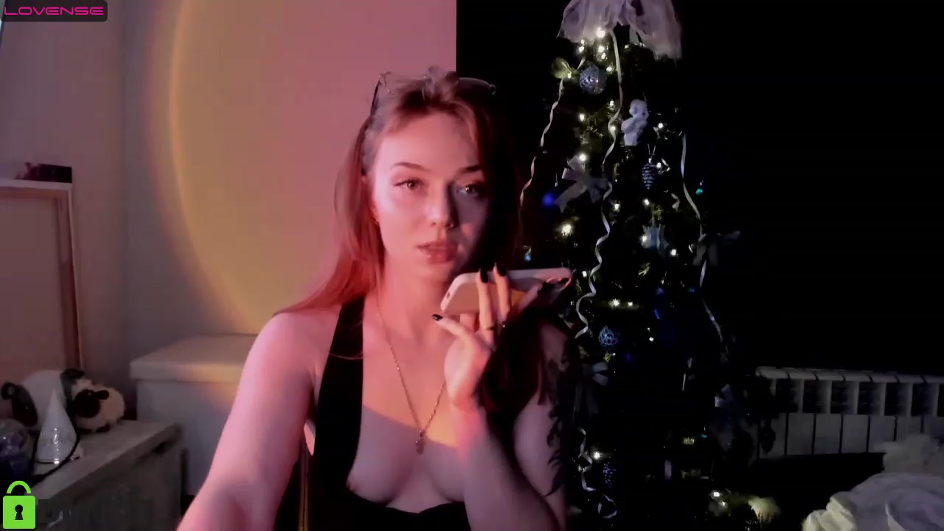 Gallery image thumbnail from DeviousGame's myfreecams stream on, 12/11/2022, 19:45 image 19 of 20