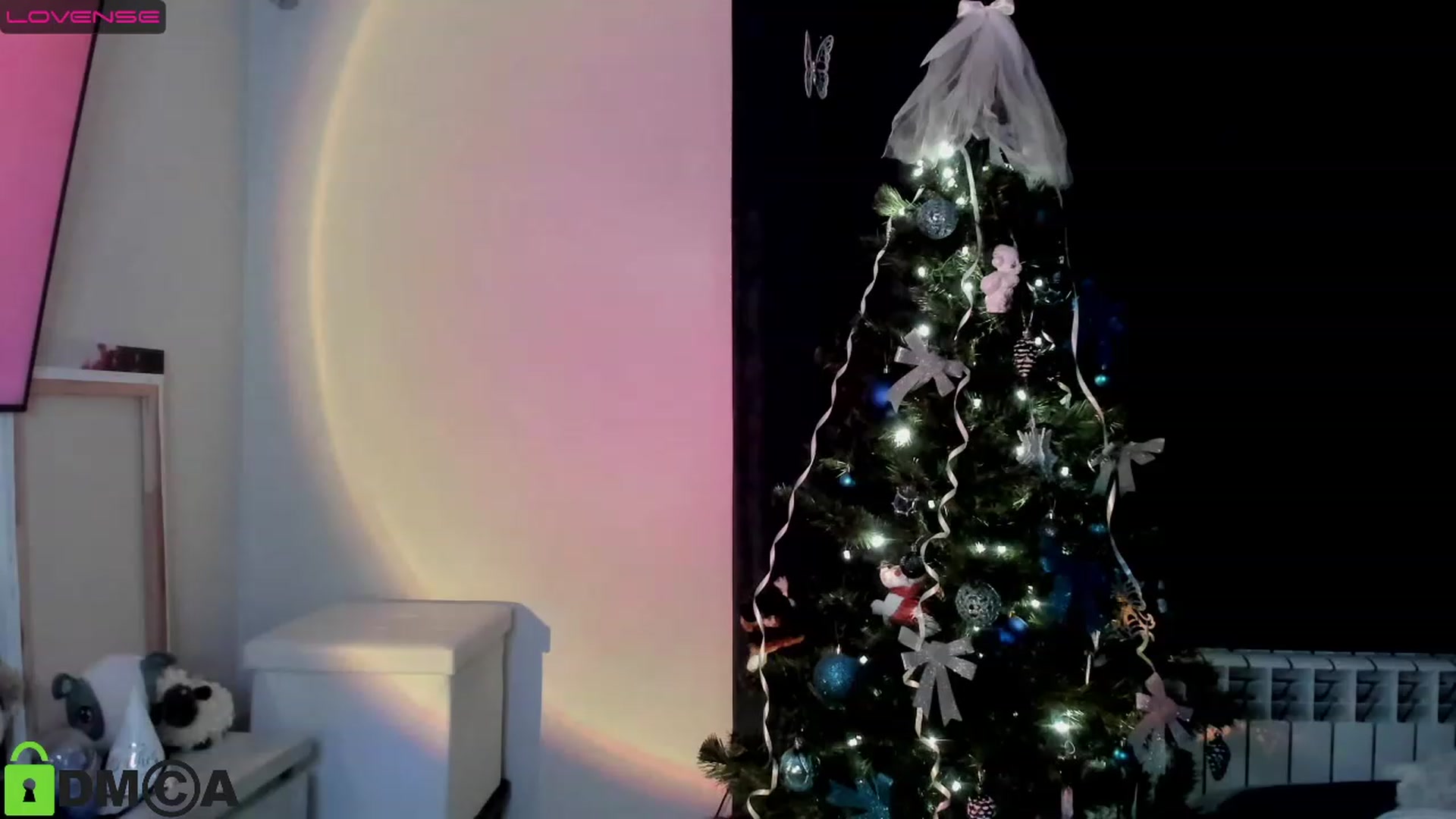 Gallery image thumbnail from DeviousGame's myfreecams stream on, 12/11/2022, 19:45 image 14 of 20