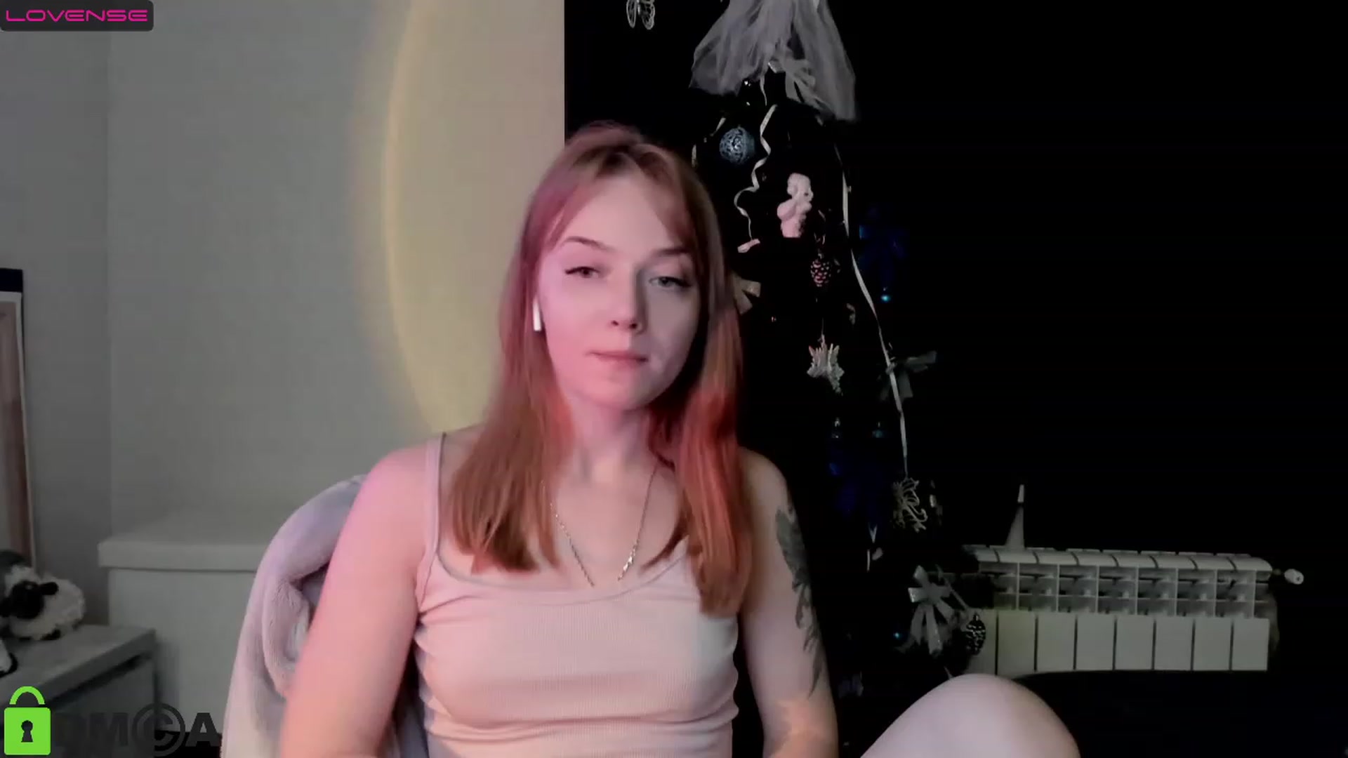 Gallery image thumbnail from DeviousGame's myfreecams stream on, 12/12/2022, 20:08 image 19 of 20