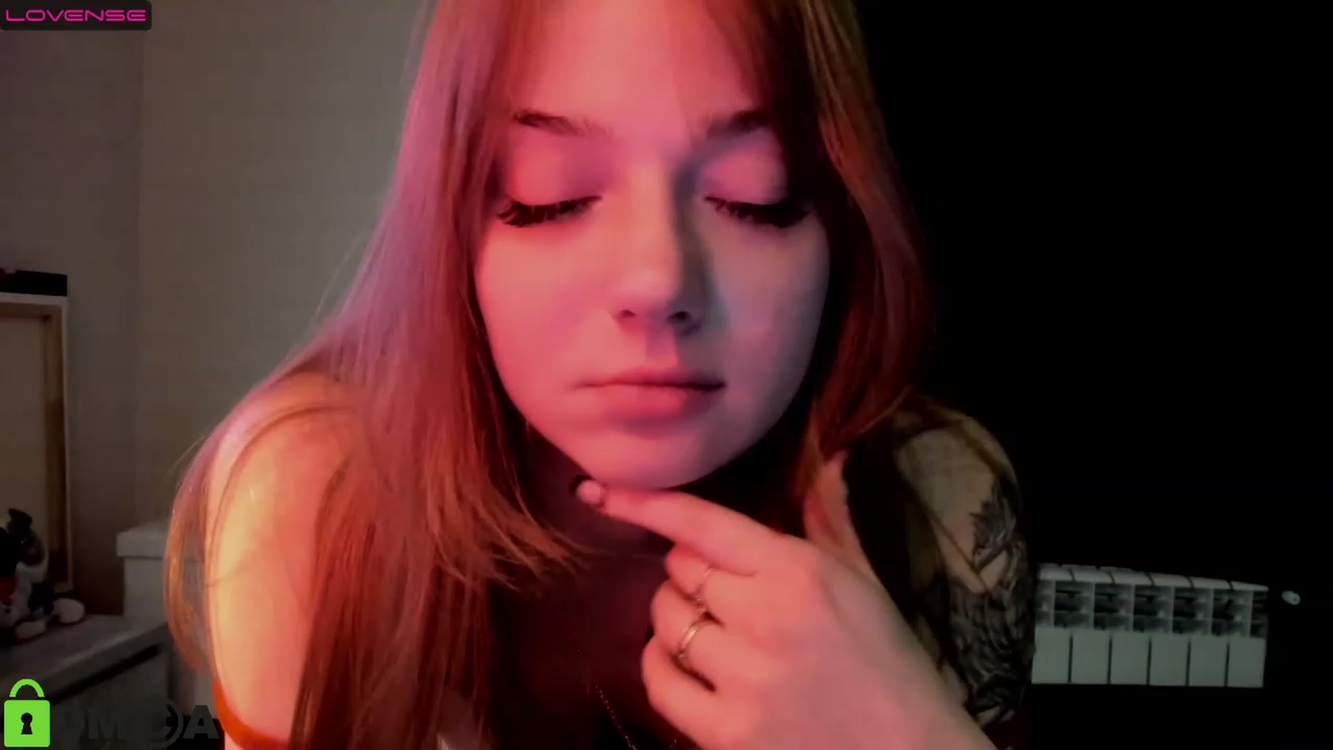 Gallery image thumbnail from DeviousGame's myfreecams stream on, 12/24/2022, 16:48 image 20 of 20