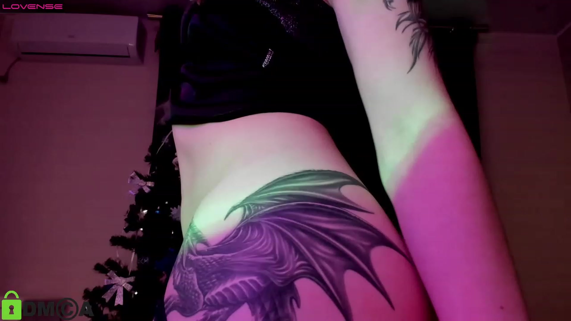 Gallery image thumbnail from DeviousGame's myfreecams stream on, 12/25/2022, 17:53 image 17 of 20