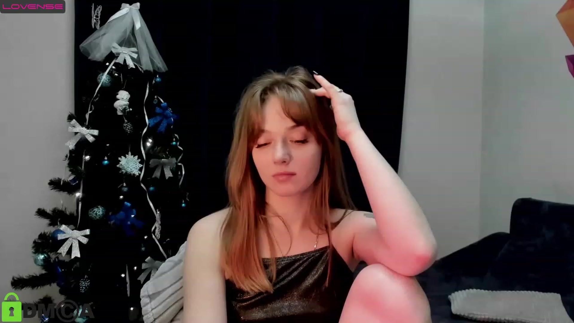 Gallery image thumbnail from DeviousGame's myfreecams stream on, 12/25/2022, 19:44 image 3 of 20
