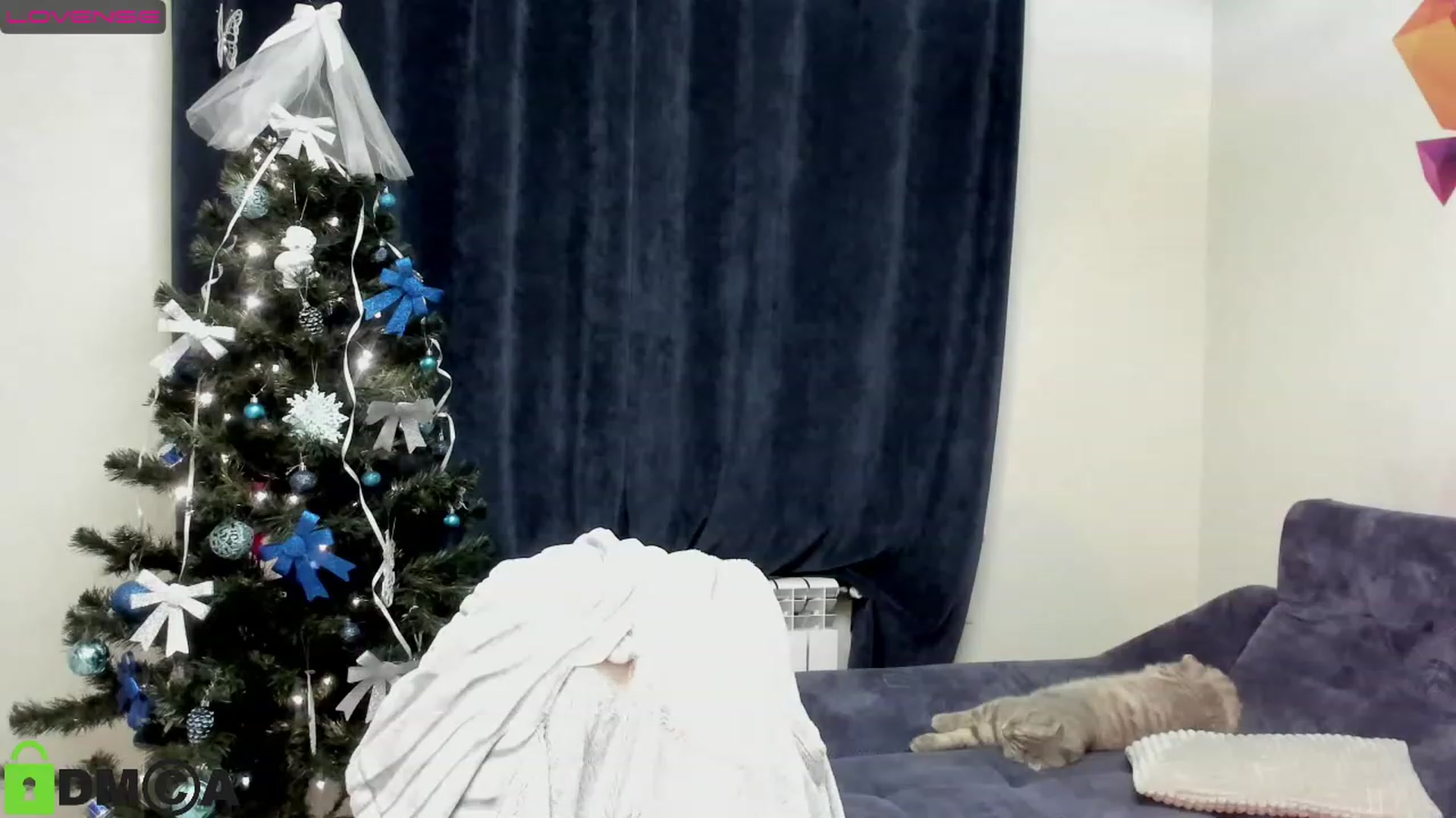 Gallery image thumbnail from DeviousGame's myfreecams stream on, 12/25/2022, 19:44 image 15 of 20