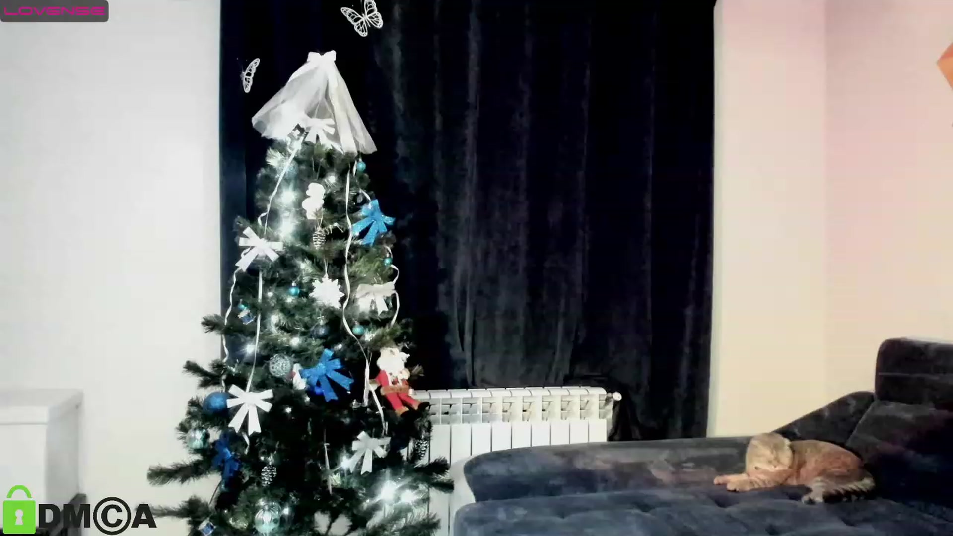 Gallery image thumbnail from DeviousGame's myfreecams stream on, 12/26/2022, 16:36 image 1 of 20