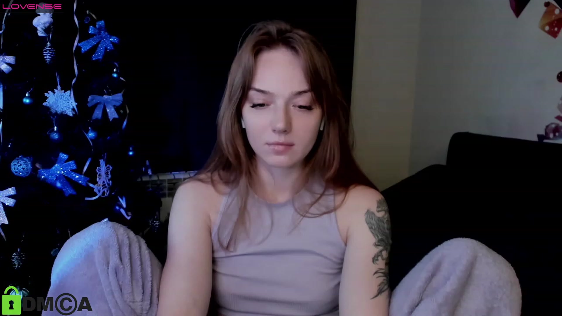 Gallery image thumbnail from DeviousGame's myfreecams stream on, 12/27/2022, 18:47 image 14 of 20