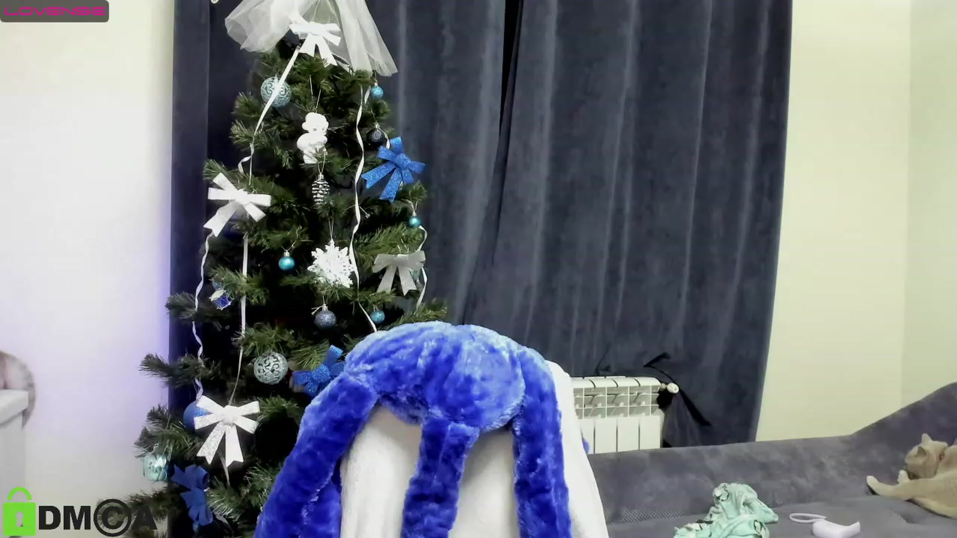 Gallery image thumbnail from DeviousGame's myfreecams stream on, 12/29/2022, 20:21 image 10 of 20