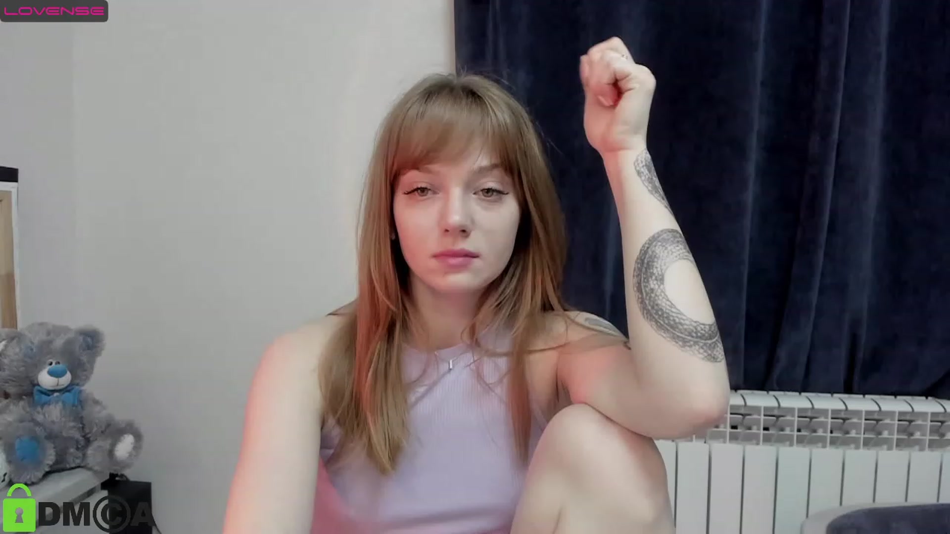 Gallery image thumbnail from DeviousGame's myfreecams stream on, 01/31/2023, 18:18 image 12 of 20