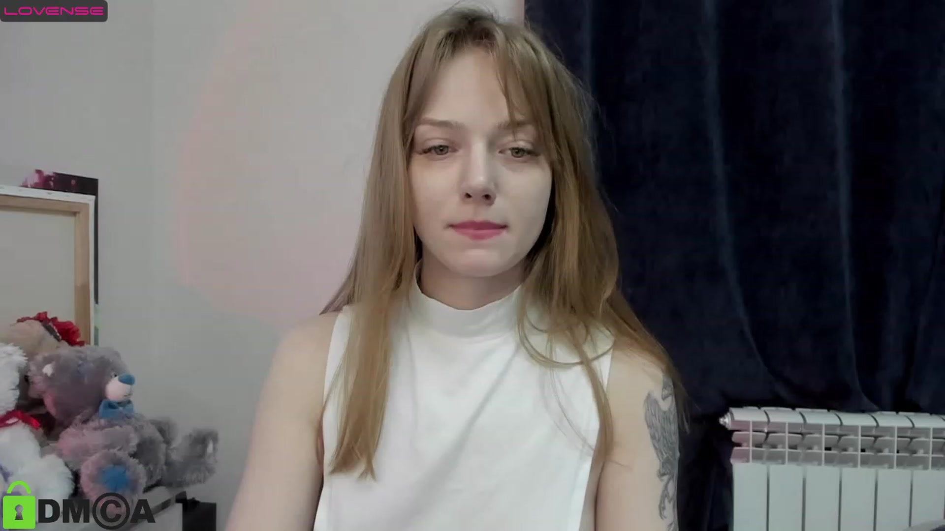 Gallery image thumbnail from DeviousGame's myfreecams stream on, 02/18/2023, 17:19 image 12 of 20