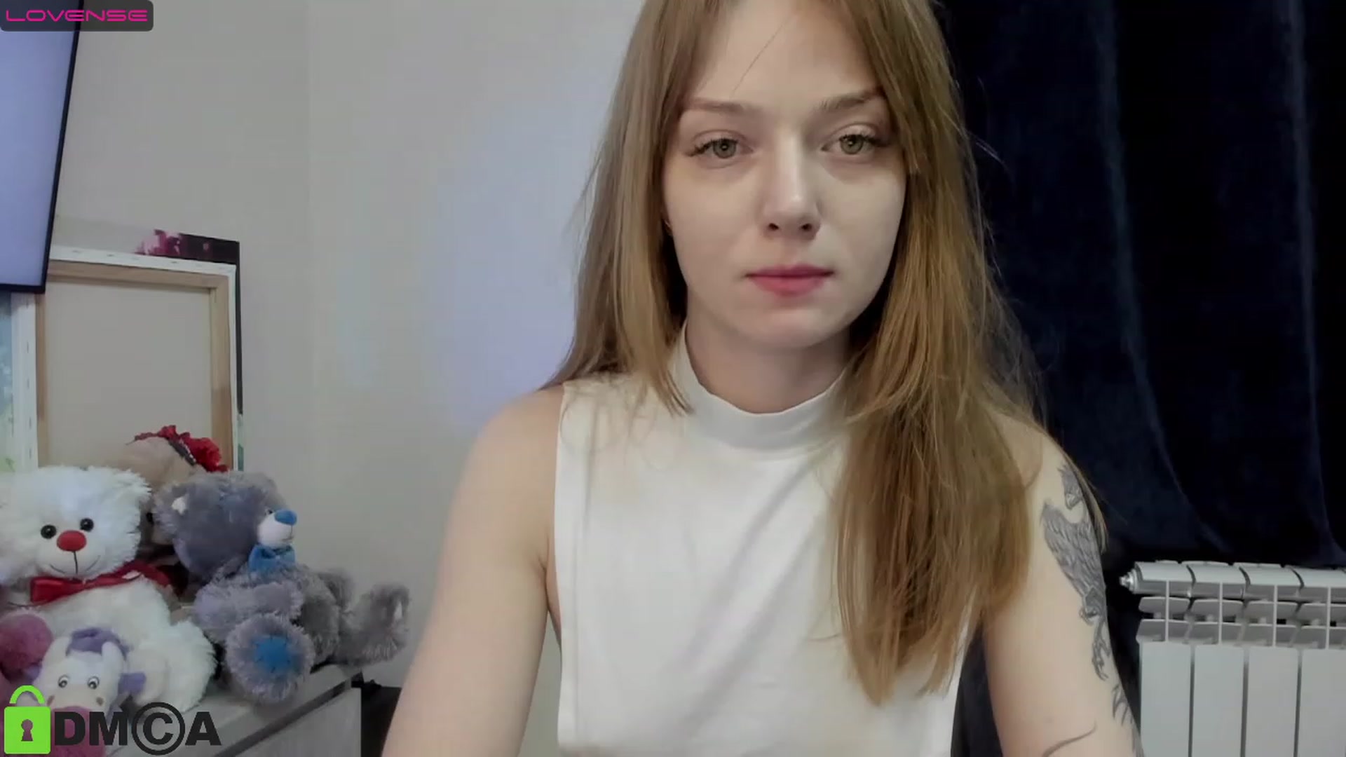 Gallery image thumbnail from DeviousGame's myfreecams stream on, 02/18/2023, 18:02 image 18 of 20