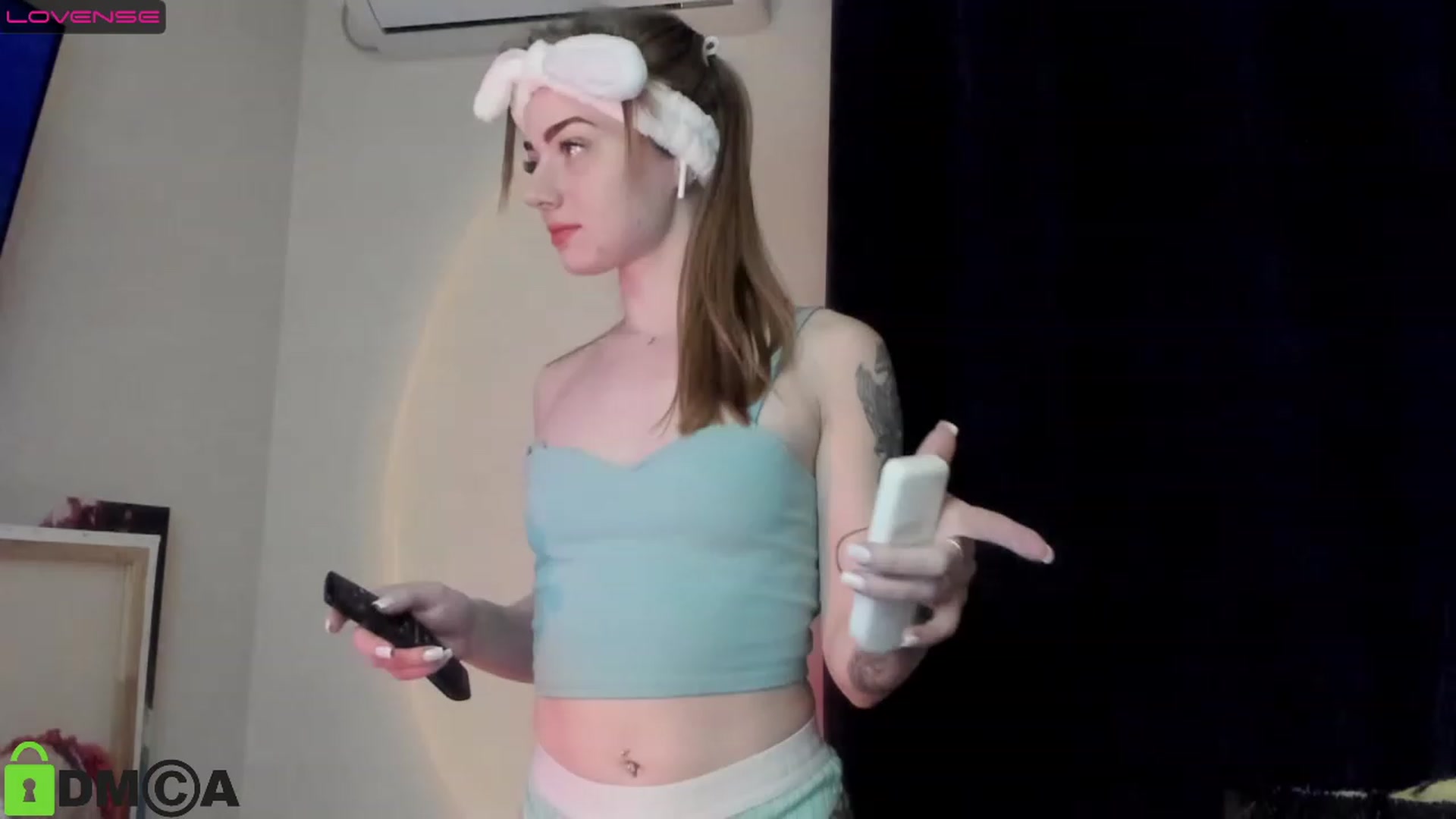 Gallery image thumbnail from DeviousGame's myfreecams stream on, 02/20/2023, 17:12 image 18 of 20