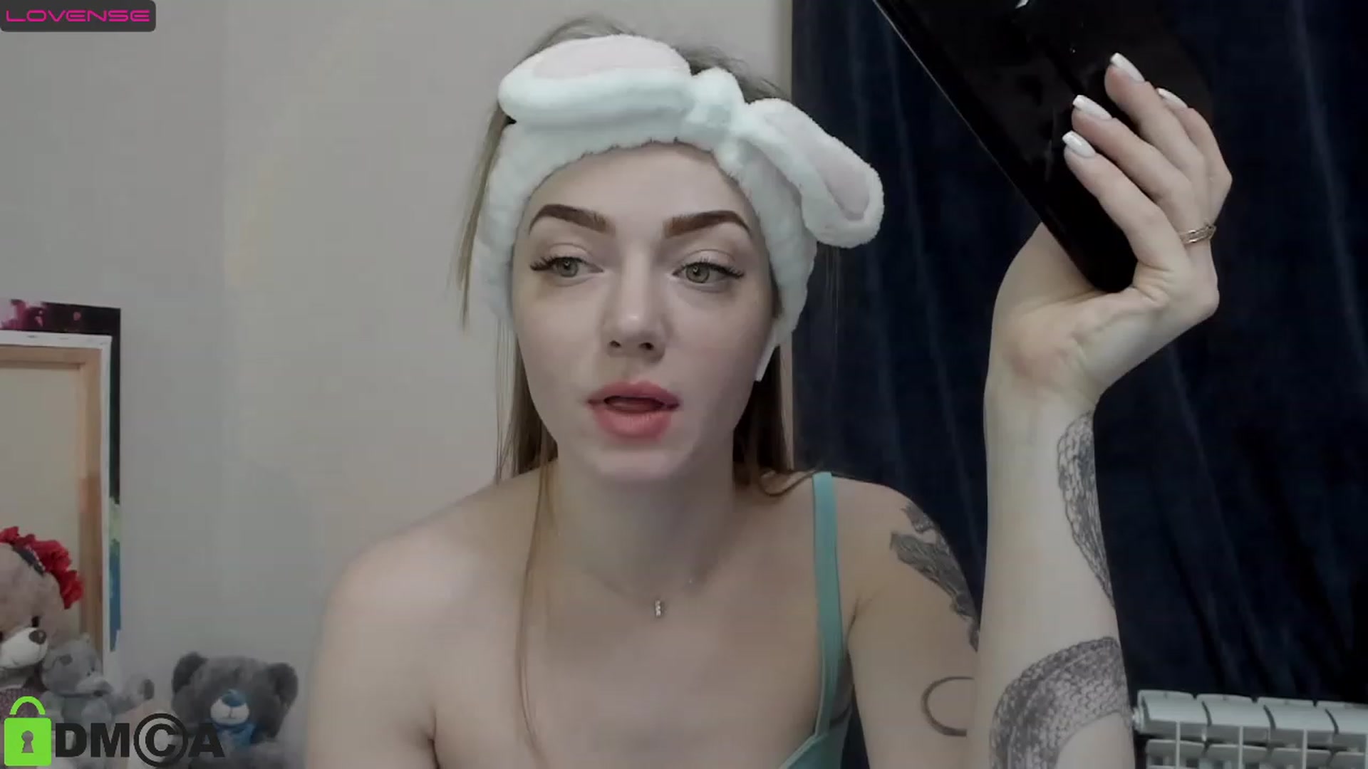 Gallery image thumbnail from DeviousGame's myfreecams stream on, 02/20/2023, 17:12 image 15 of 20