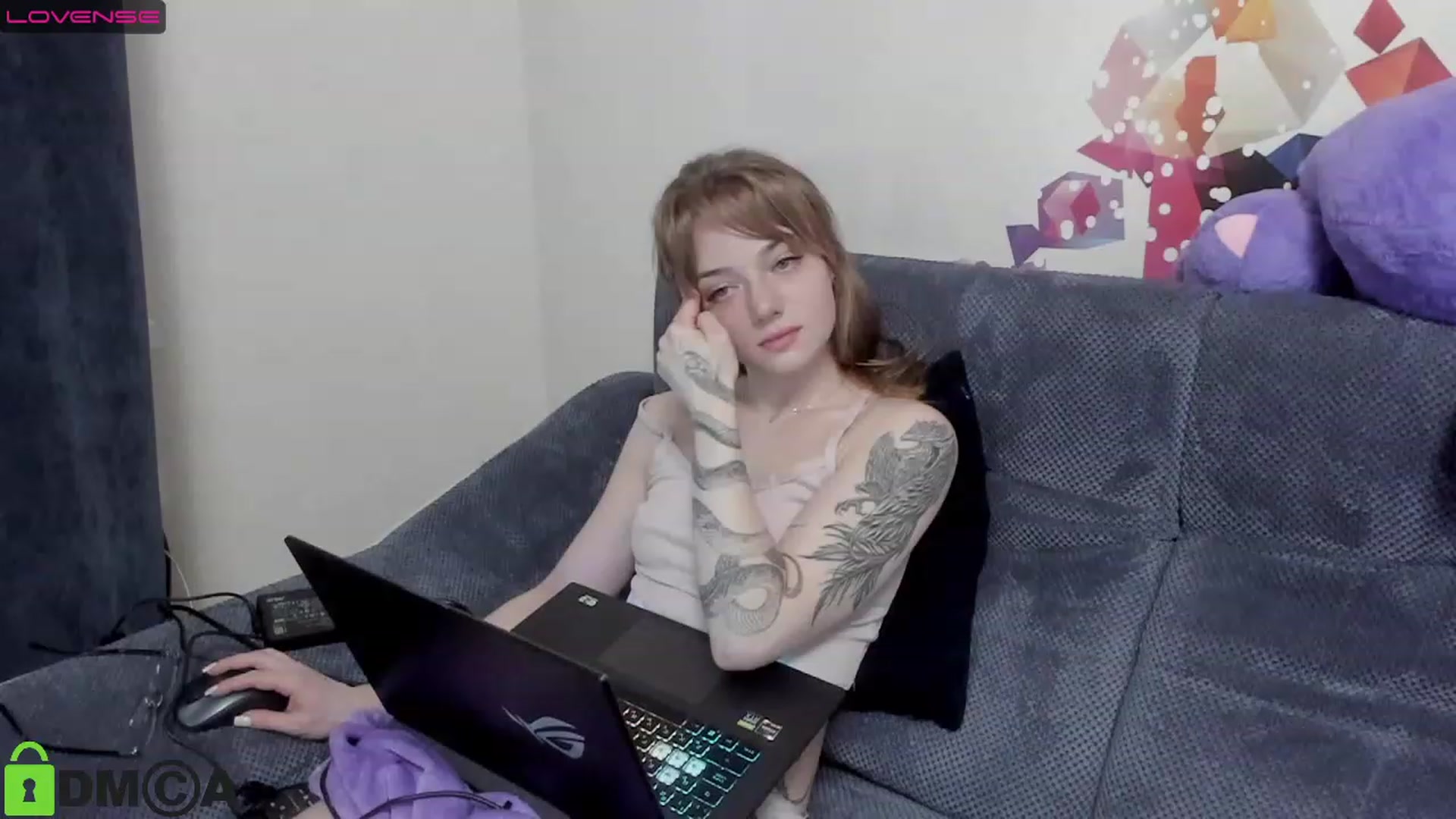 Gallery image thumbnail from DeviousGame's myfreecams stream on, 02/26/2023, 14:32 image 10 of 20
