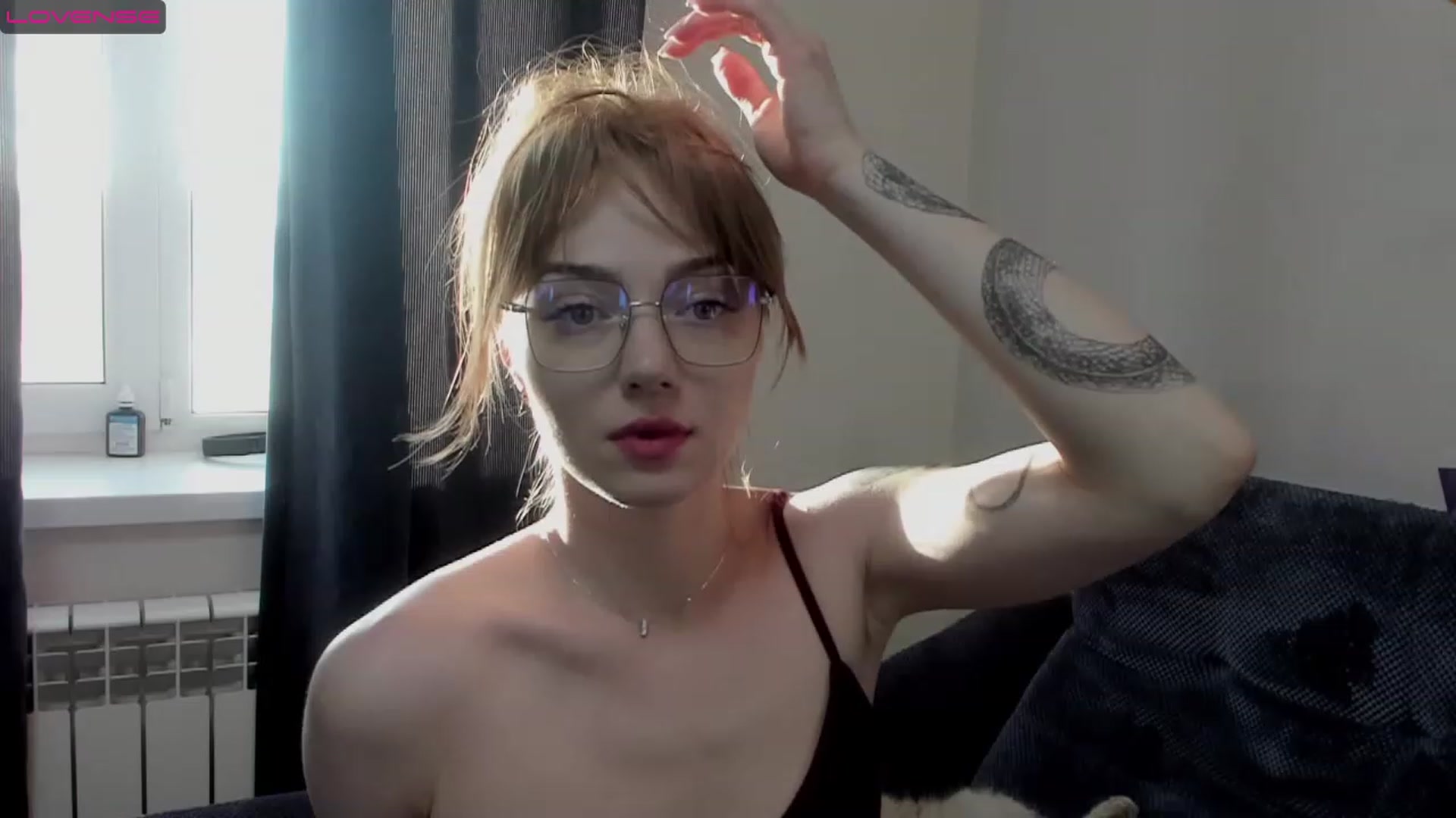 Gallery image thumbnail from DeviousGame's myfreecams stream on, 03/05/2023, 15:30 image 6 of 20