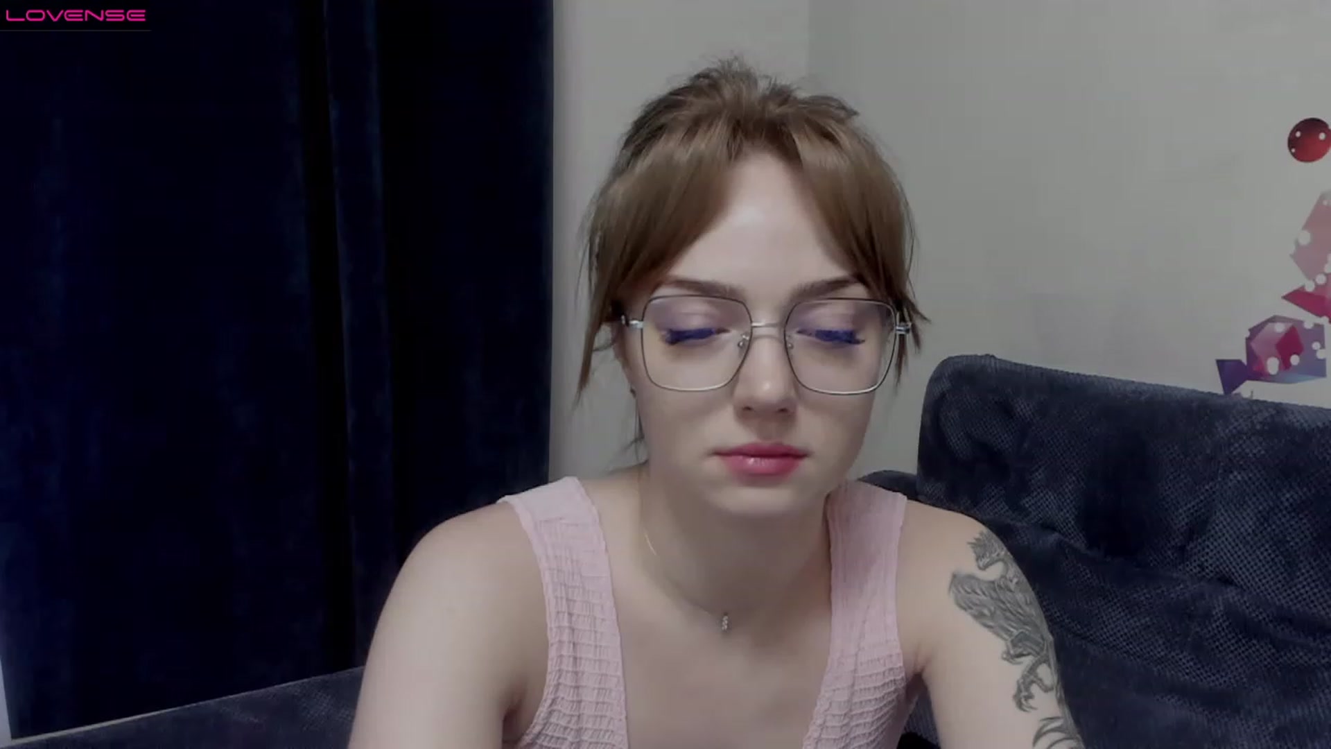 Gallery image thumbnail from DeviousGame's myfreecams stream on, 03/06/2023, 16:52 image 16 of 20