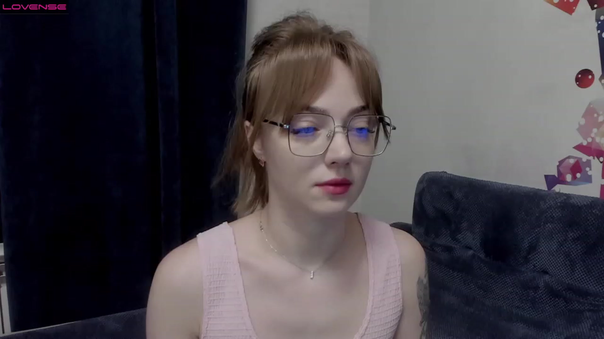 Gallery image thumbnail from DeviousGame's myfreecams stream on, 03/06/2023, 16:52 image 2 of 20