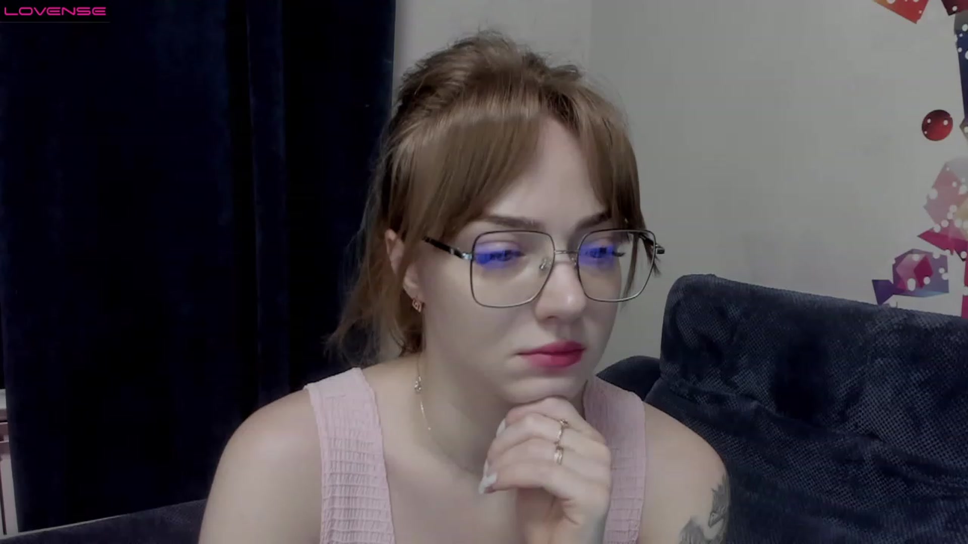 Gallery image thumbnail from DeviousGame's myfreecams stream on, 03/06/2023, 16:52 image 3 of 20