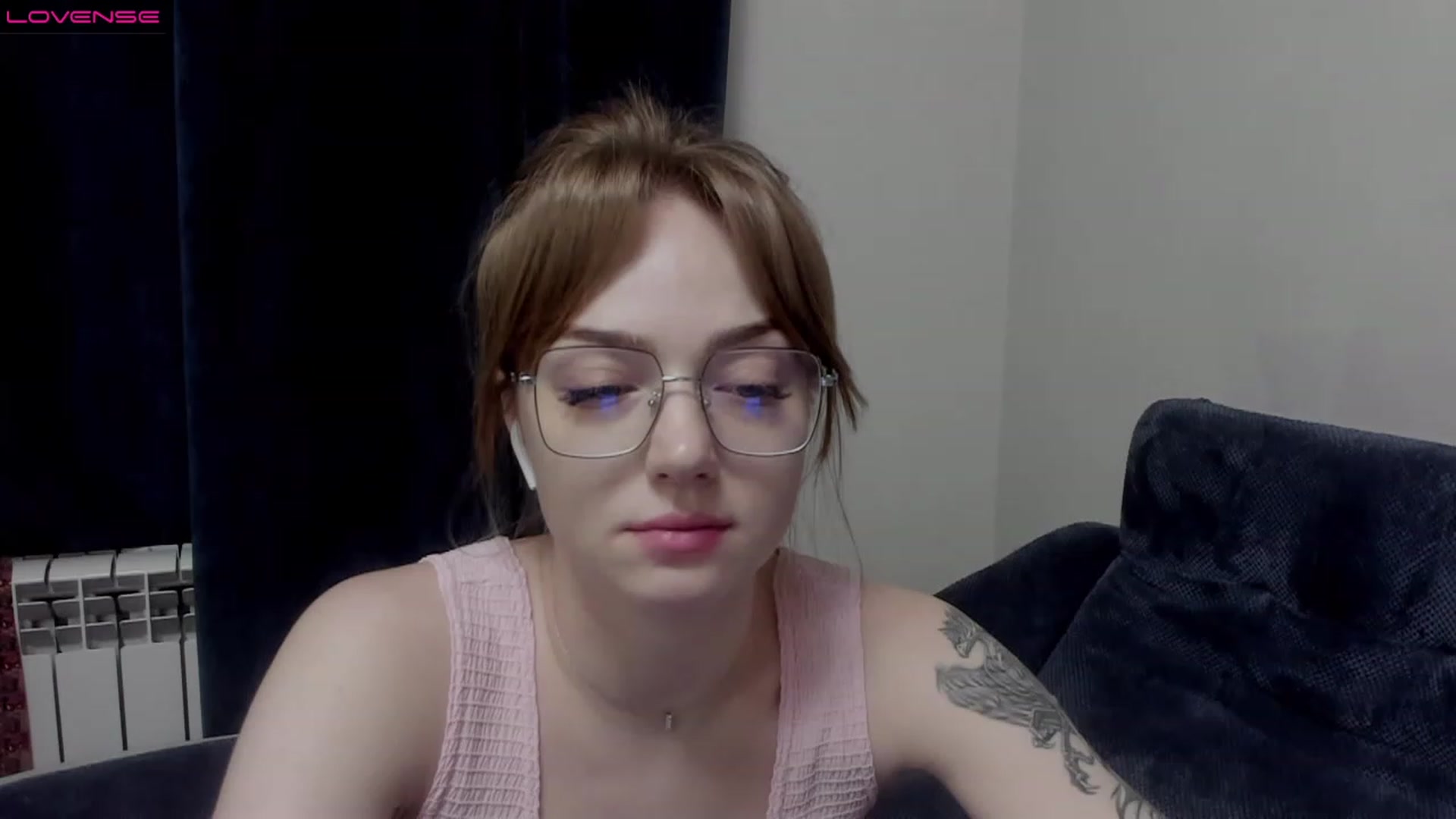Gallery image thumbnail from DeviousGame's myfreecams stream on, 03/06/2023, 19:34 image 14 of 20