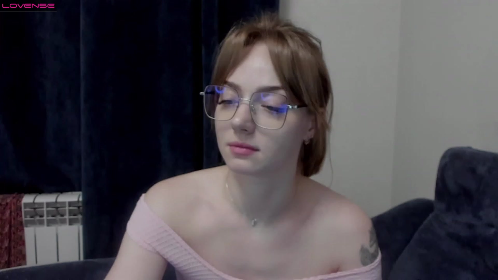 Gallery image thumbnail from DeviousGame's myfreecams stream on, 03/06/2023, 19:34 image 10 of 20