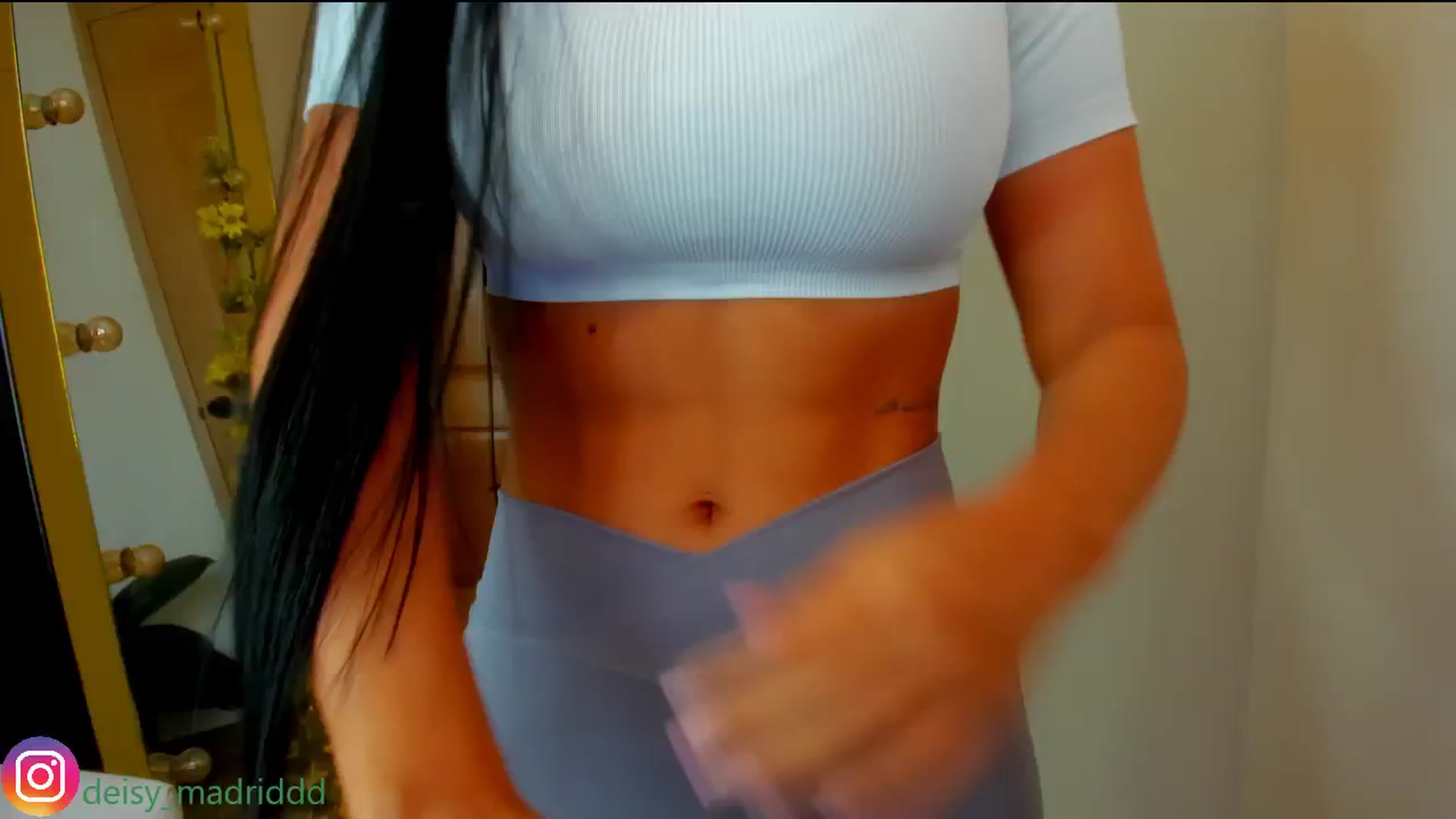 Gallery image thumbnail from Deysi_madrid's myfreecams stream on, 12/26/2025, 20:21 image 1 of 20