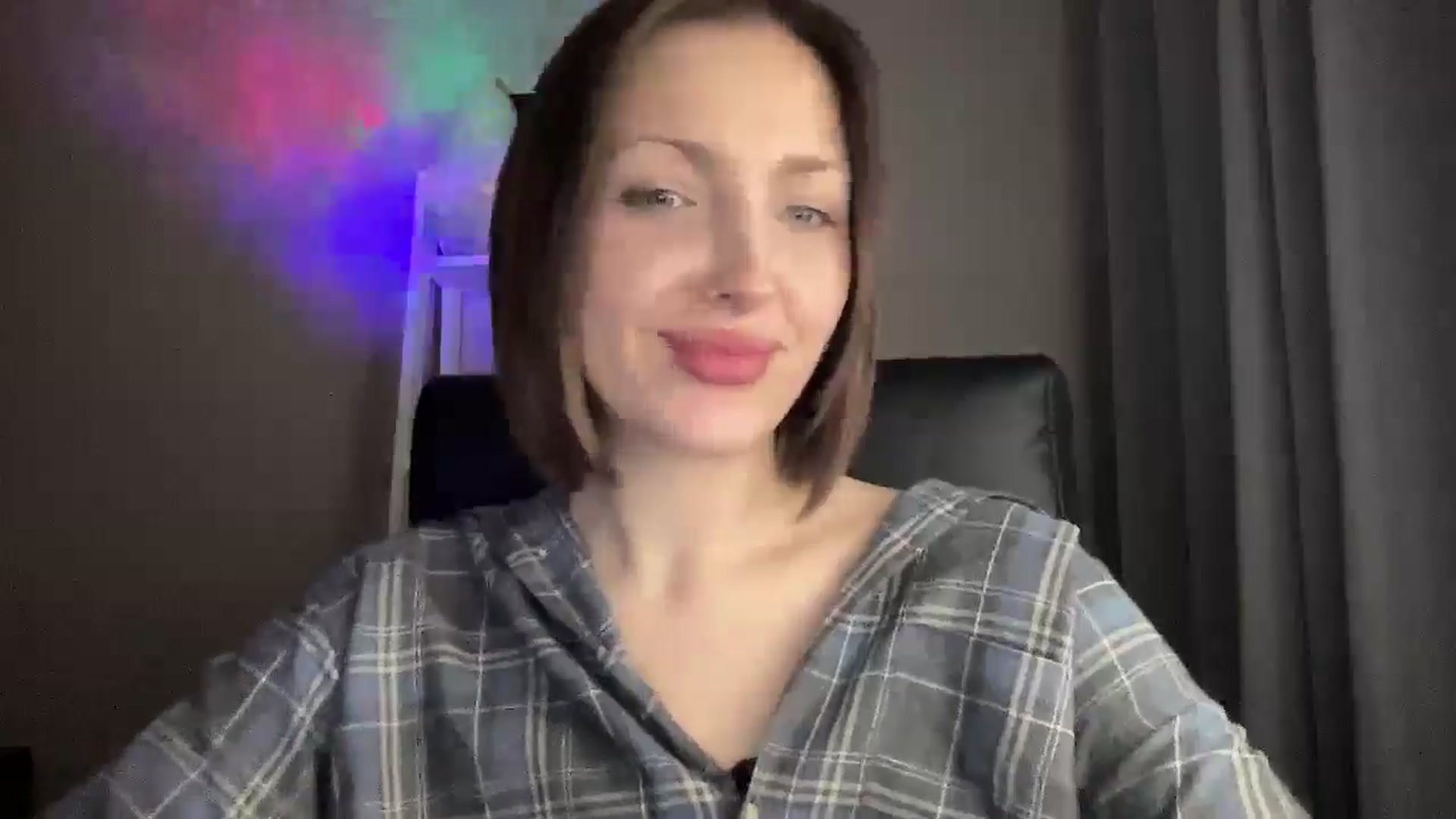 Gallery image thumbnail from Di_Pearl's myfreecams stream on, 12/05/2025, 23:56 image 8 of 20